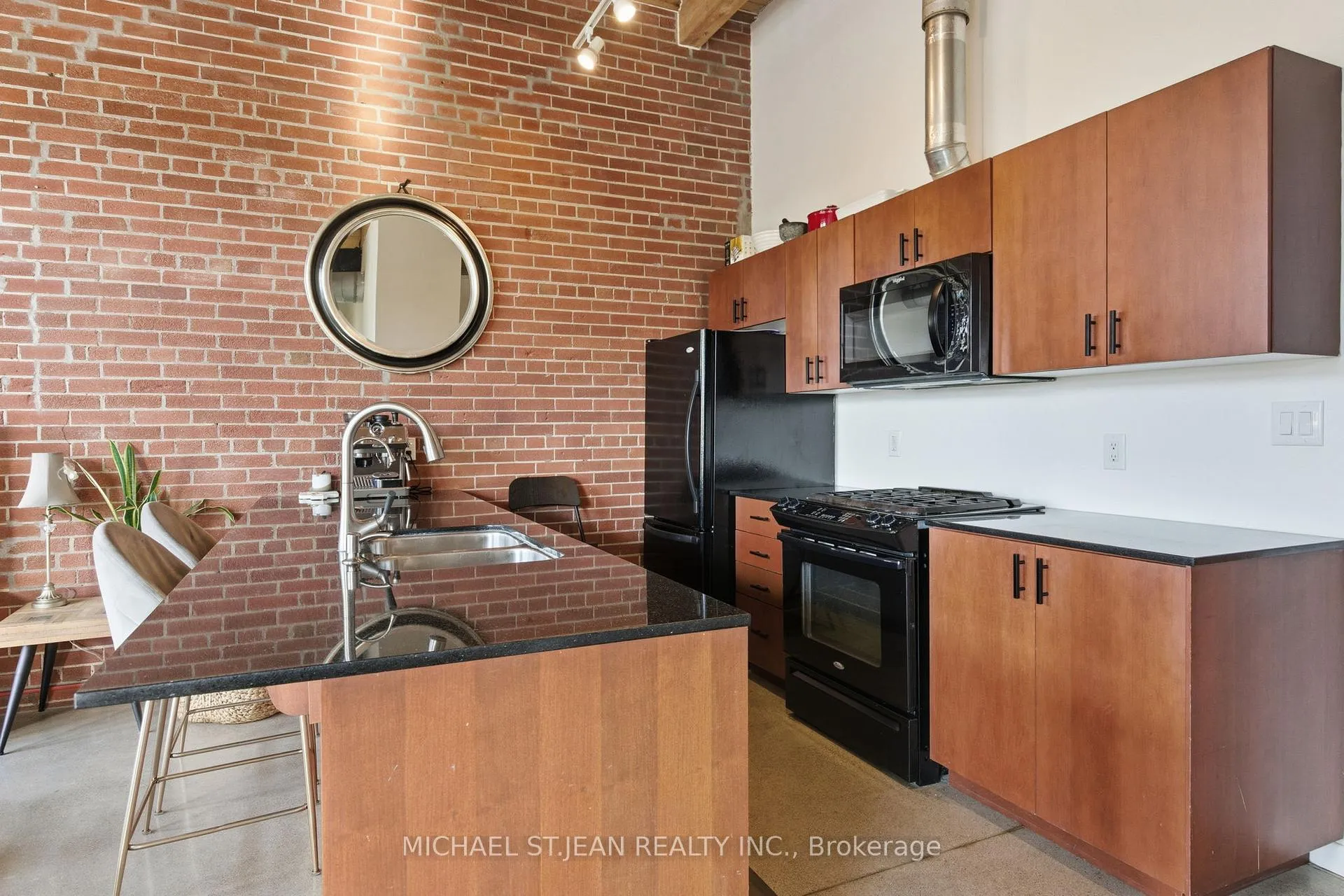 Photo 11 of Unit 203, 85 Spruce Street N, Cambridge, East Galt — HOMEH