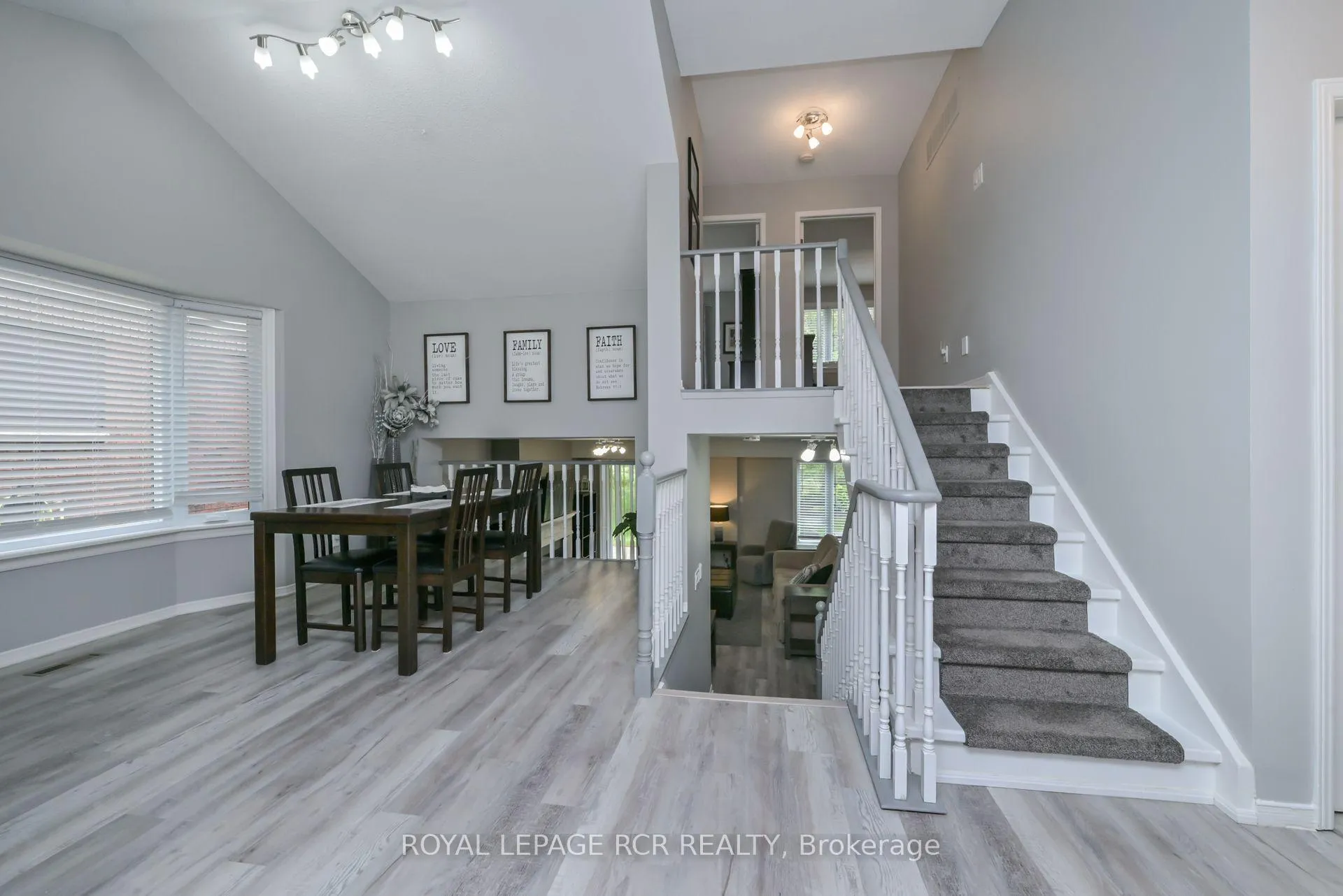 Photo 5 of 114 Green Briar Road, New Tecumseth, Alliston — HOMEH