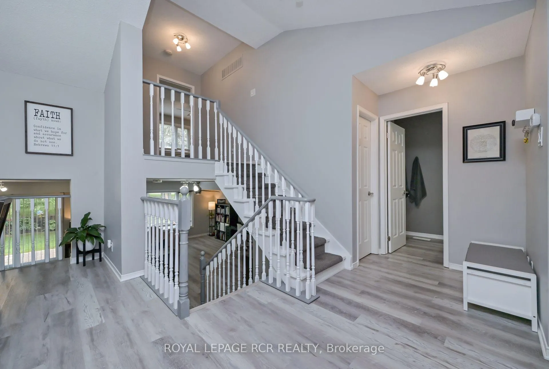 Photo 14 of 114 Green Briar Road, New Tecumseth, Alliston — HOMEH