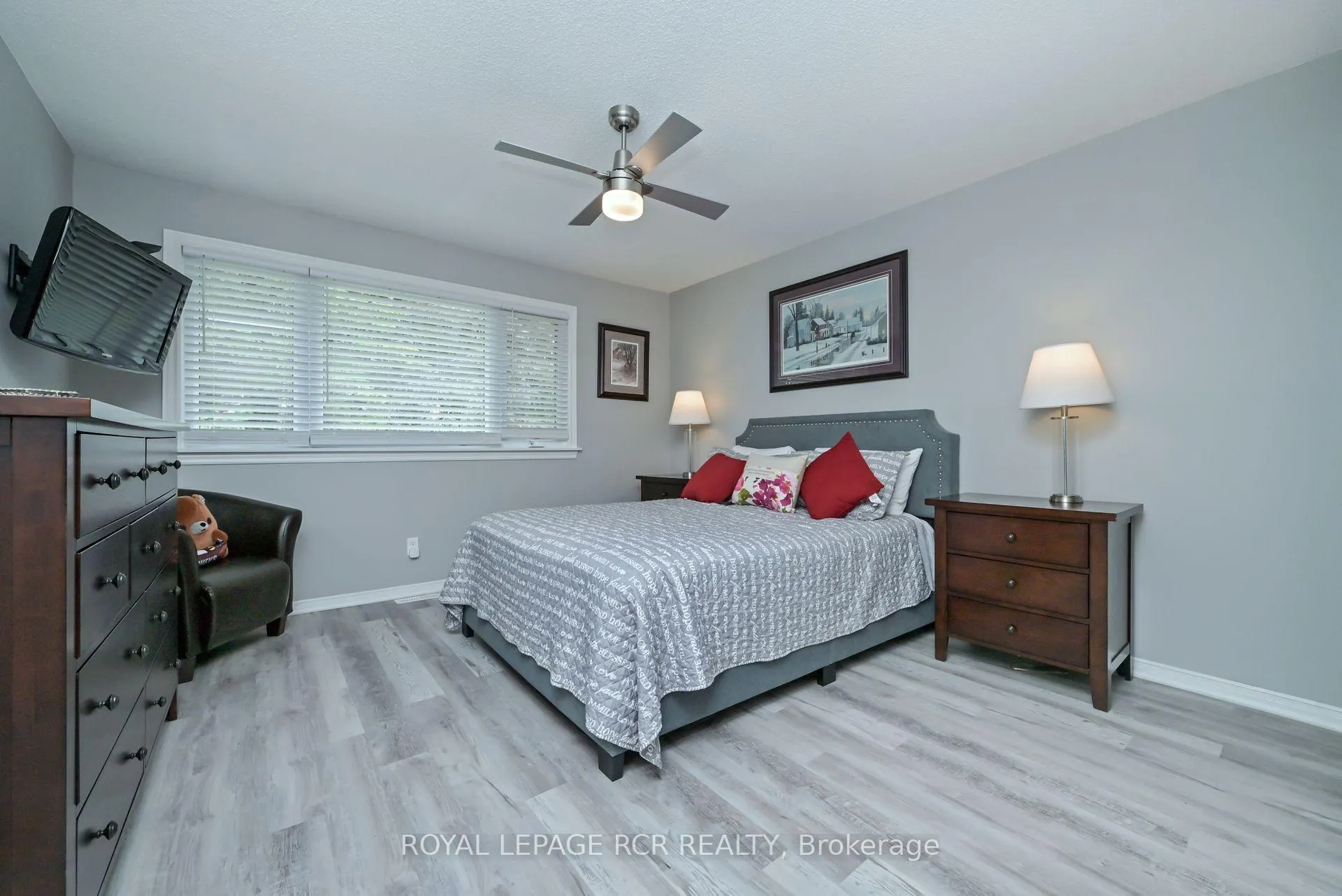 Photo 15 of 114 Green Briar Road, New Tecumseth, Alliston — HOMEH