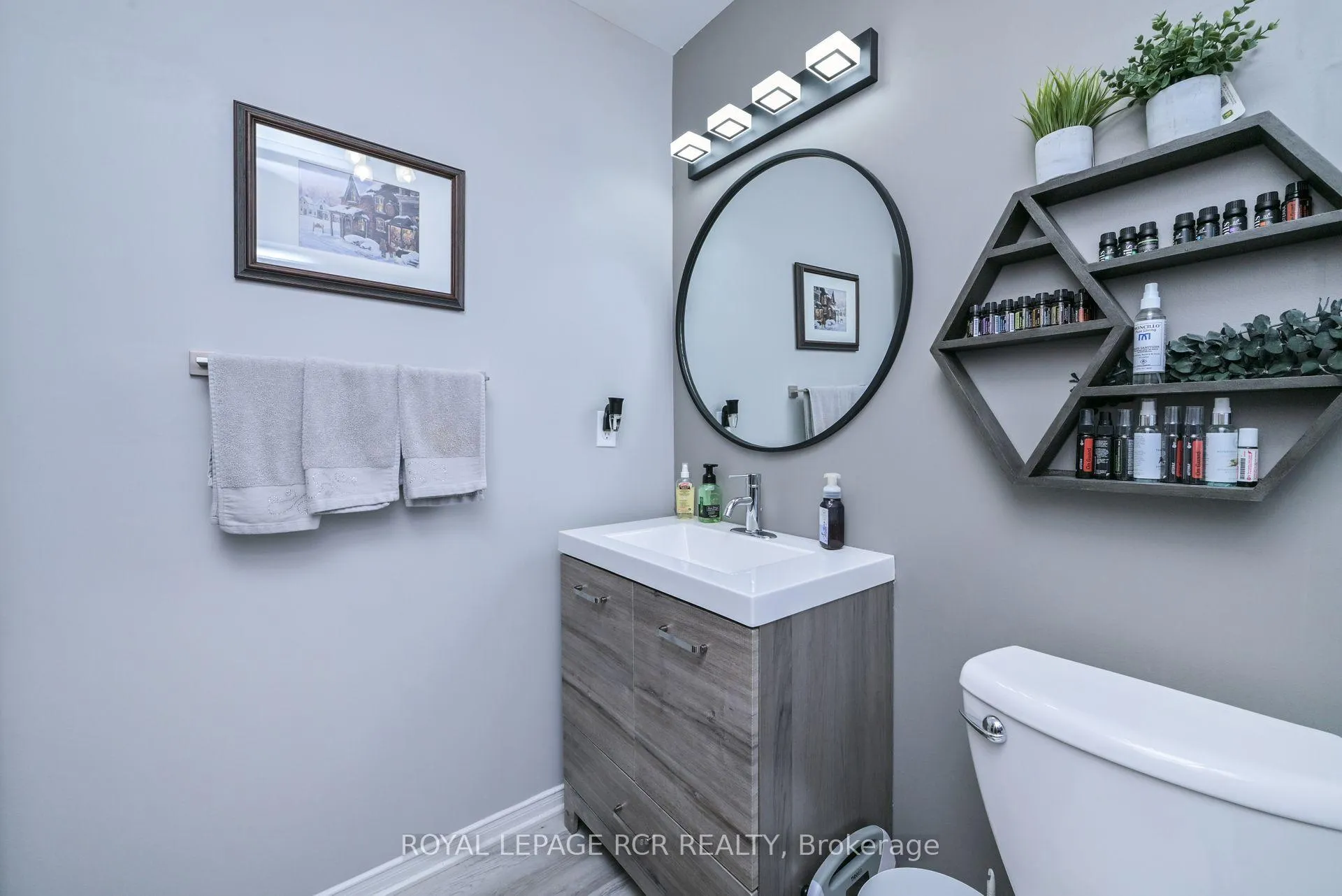Photo 18 of 114 Green Briar Road, New Tecumseth, Alliston — HOMEH