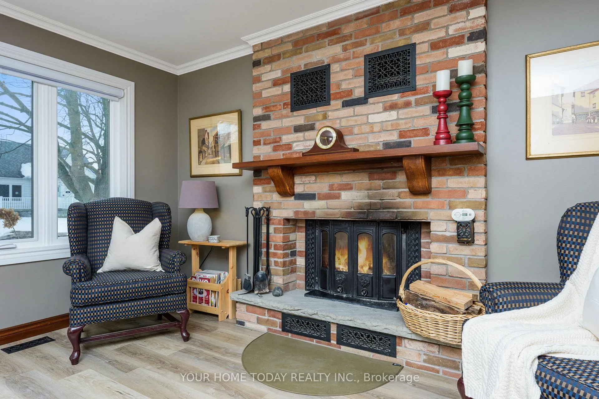 Photo 6 of 20 Elgin Street, Halton Hills, Georgetown — HOMEH