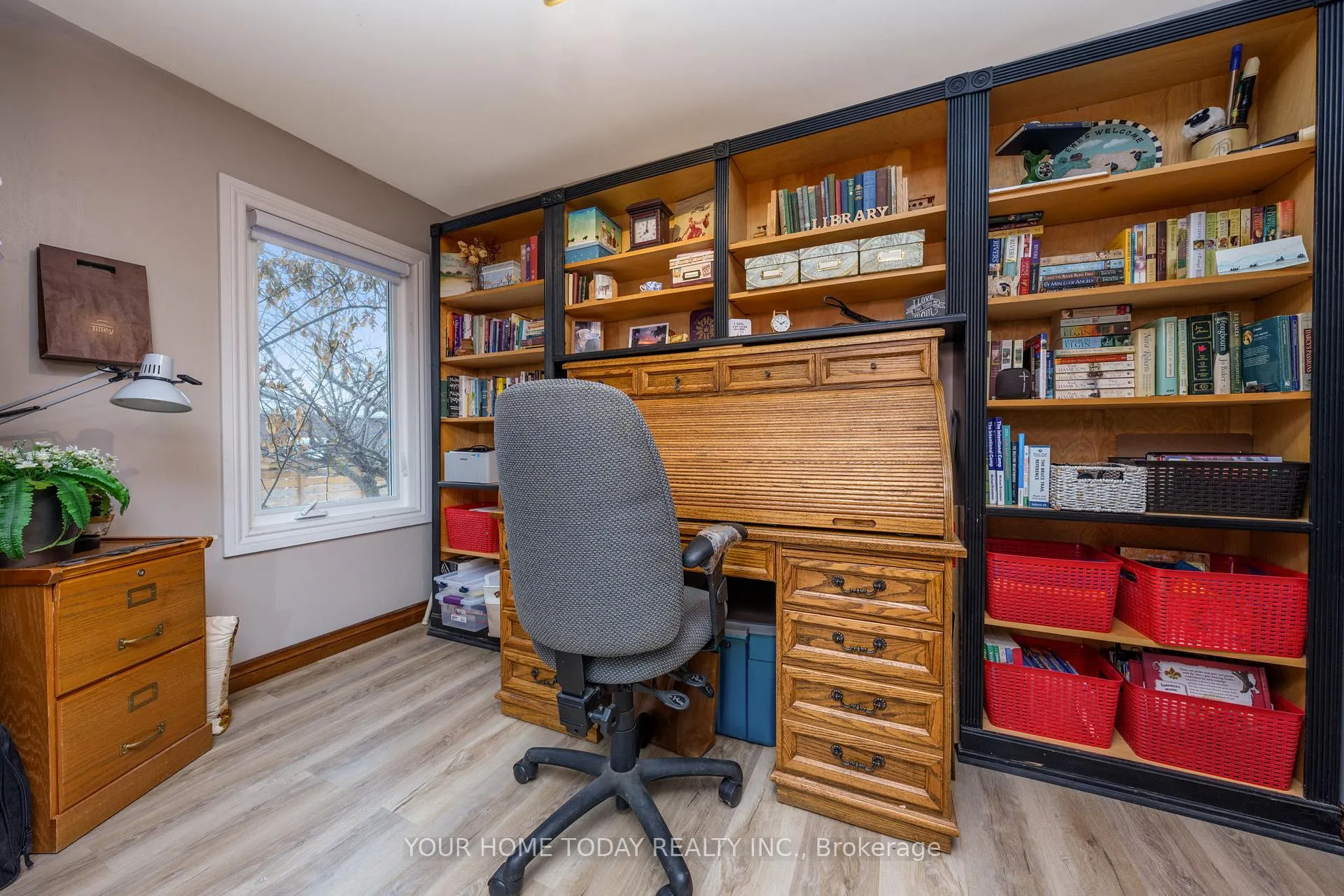 Photo 8 of 20 Elgin Street, Halton Hills, Georgetown — HOMEH