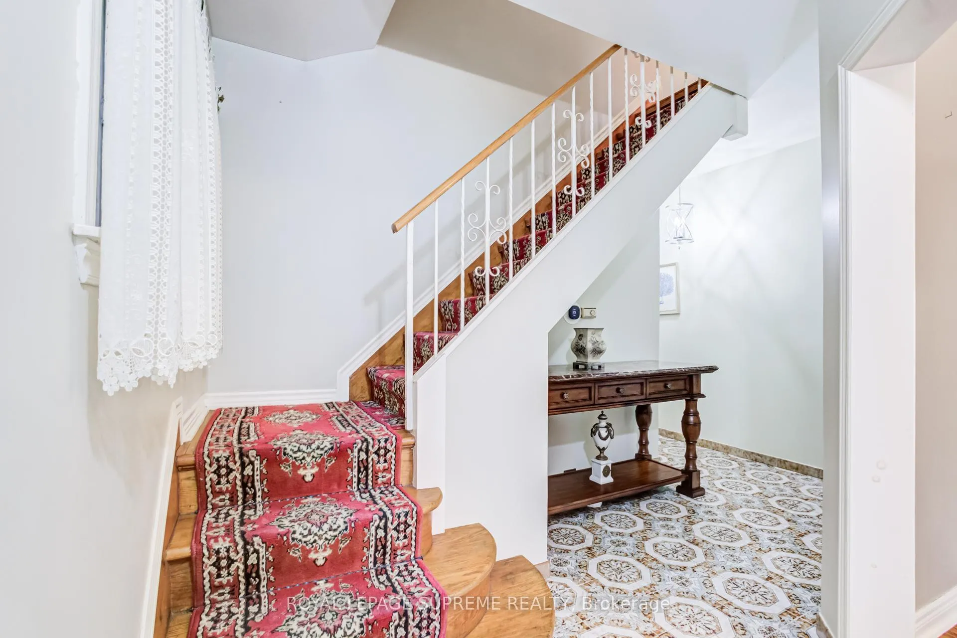 Photo 5 of 83 Lappin Avenue, Toronto, Dovercourt-Wallace Emerson-Junction — HOMEH
