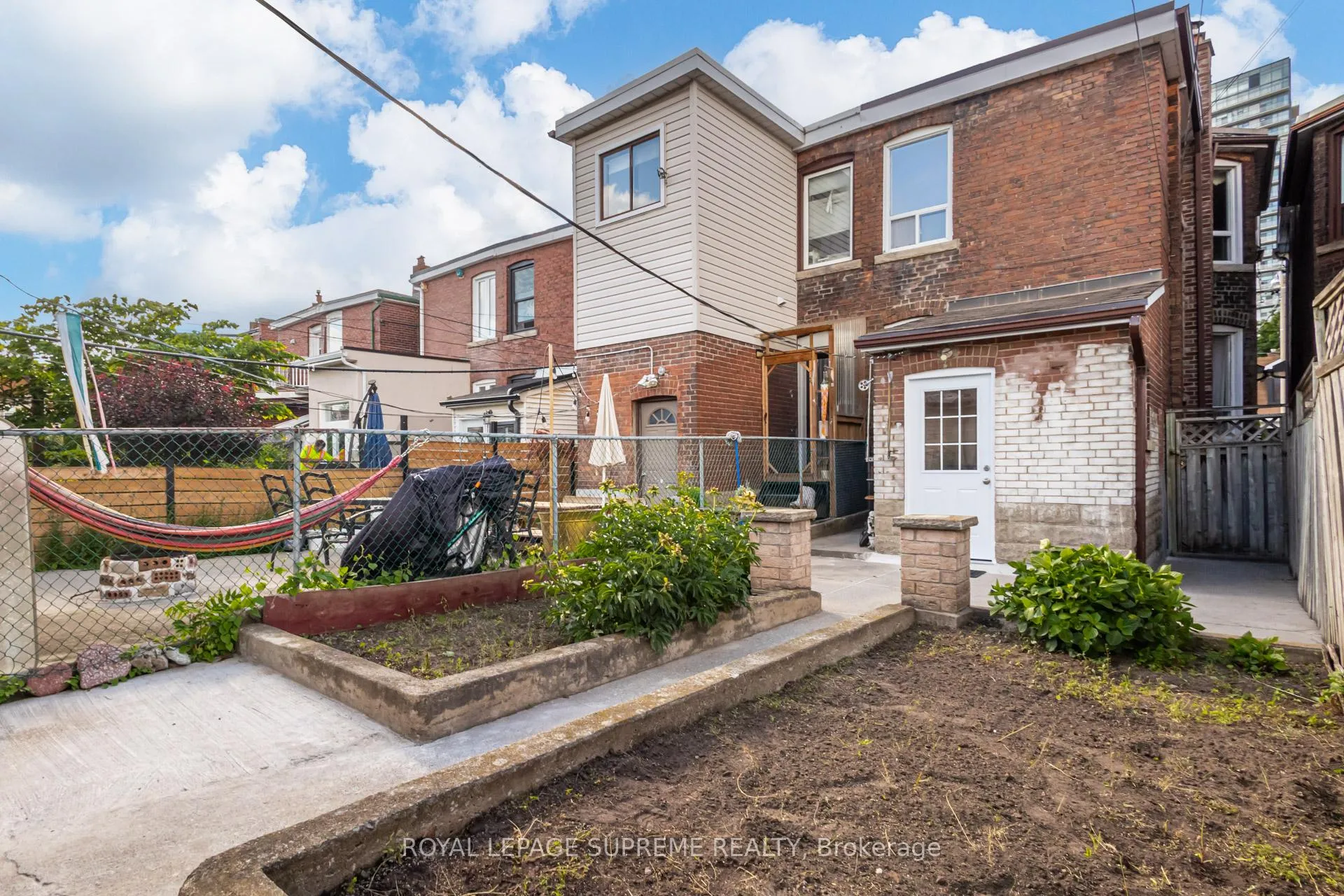 Photo 31 of 83 Lappin Avenue, Toronto, Dovercourt-Wallace Emerson-Junction — HOMEH