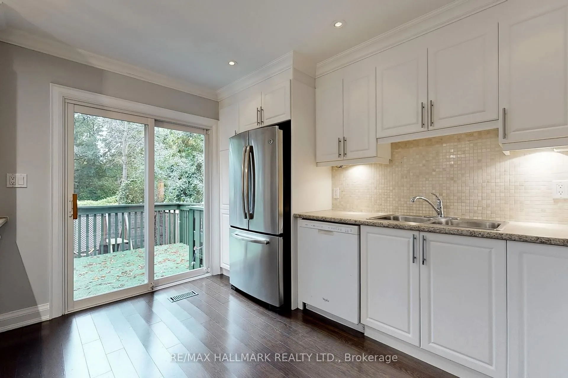 Photo 9 of 9 Sundown Court, Vaughan, Lakeview Estates — HOMEH