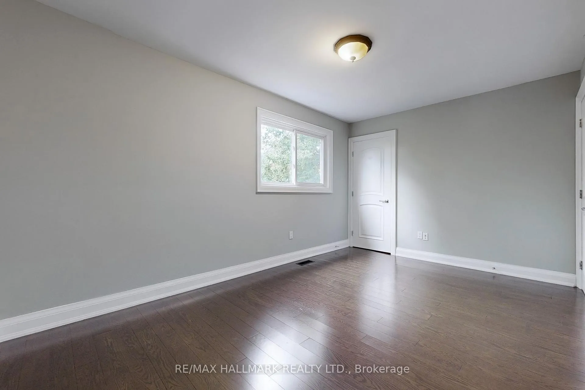 Photo 18 of 9 Sundown Court, Vaughan, Lakeview Estates — HOMEH
