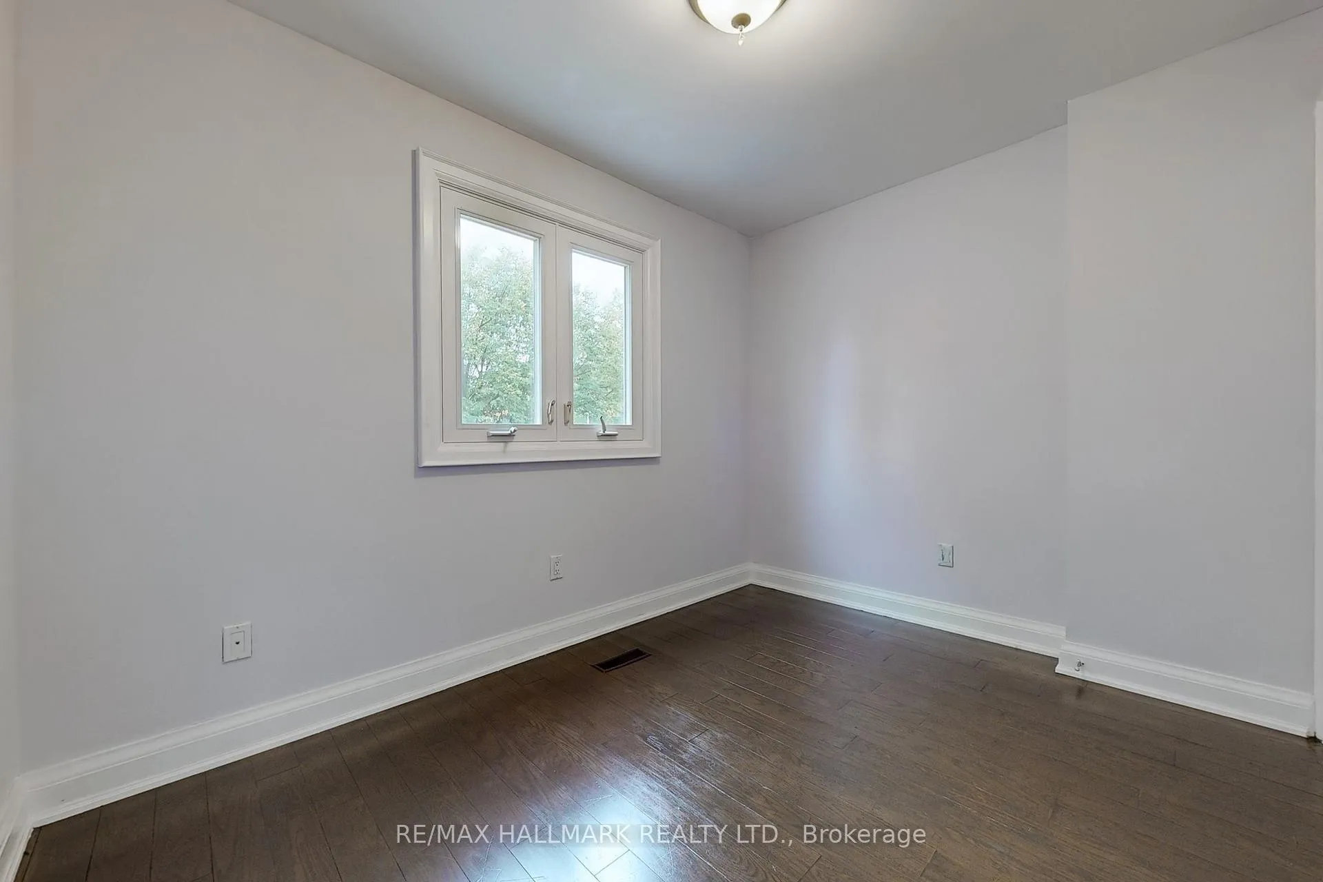 Photo 21 of 9 Sundown Court, Vaughan, Lakeview Estates — HOMEH