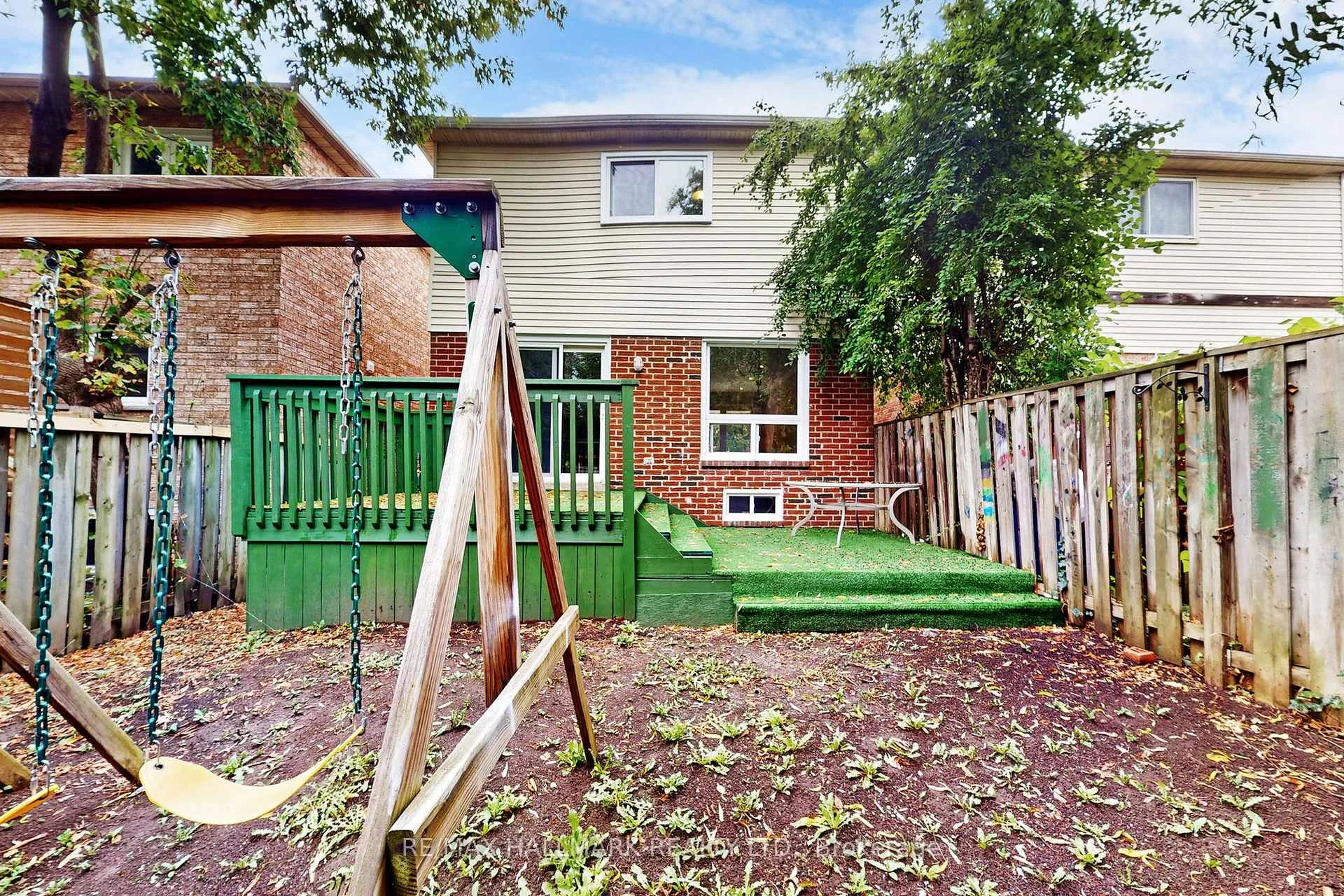 Photo 32 of 9 Sundown Court, Vaughan, Lakeview Estates — HOMEH