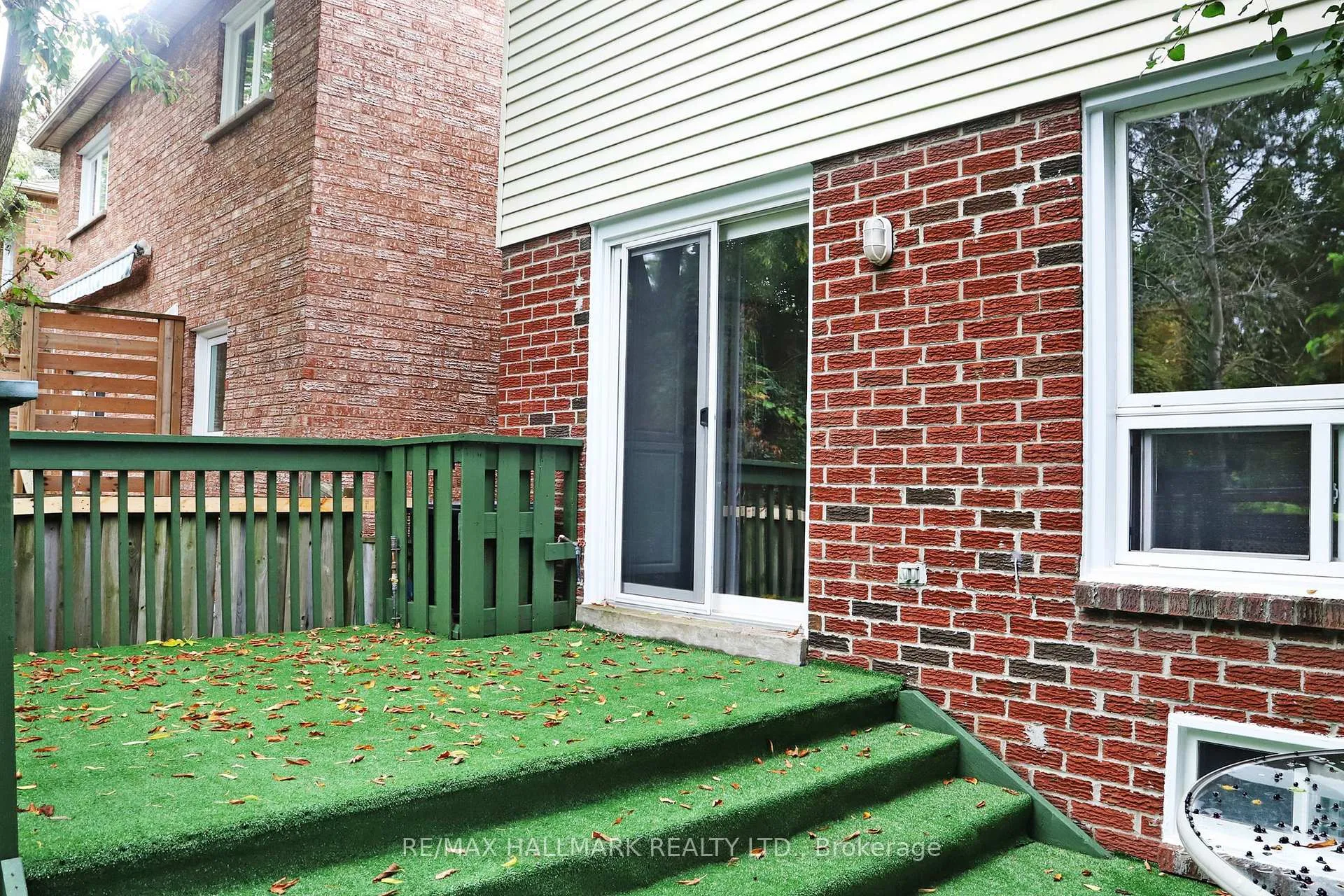 Photo 35 of 9 Sundown Court, Vaughan, Lakeview Estates — HOMEH