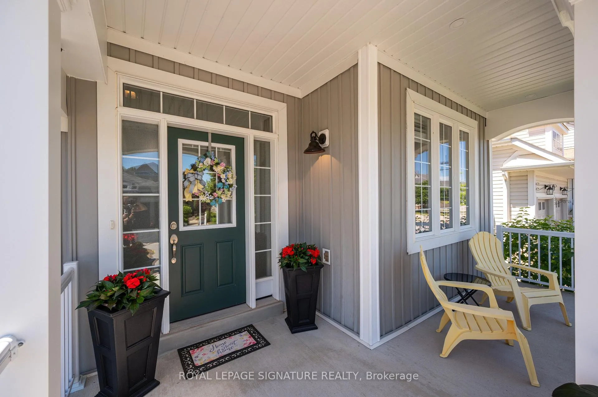 Photo 4 of 20 Starboard Circle, Wasaga Beach — HOMEH