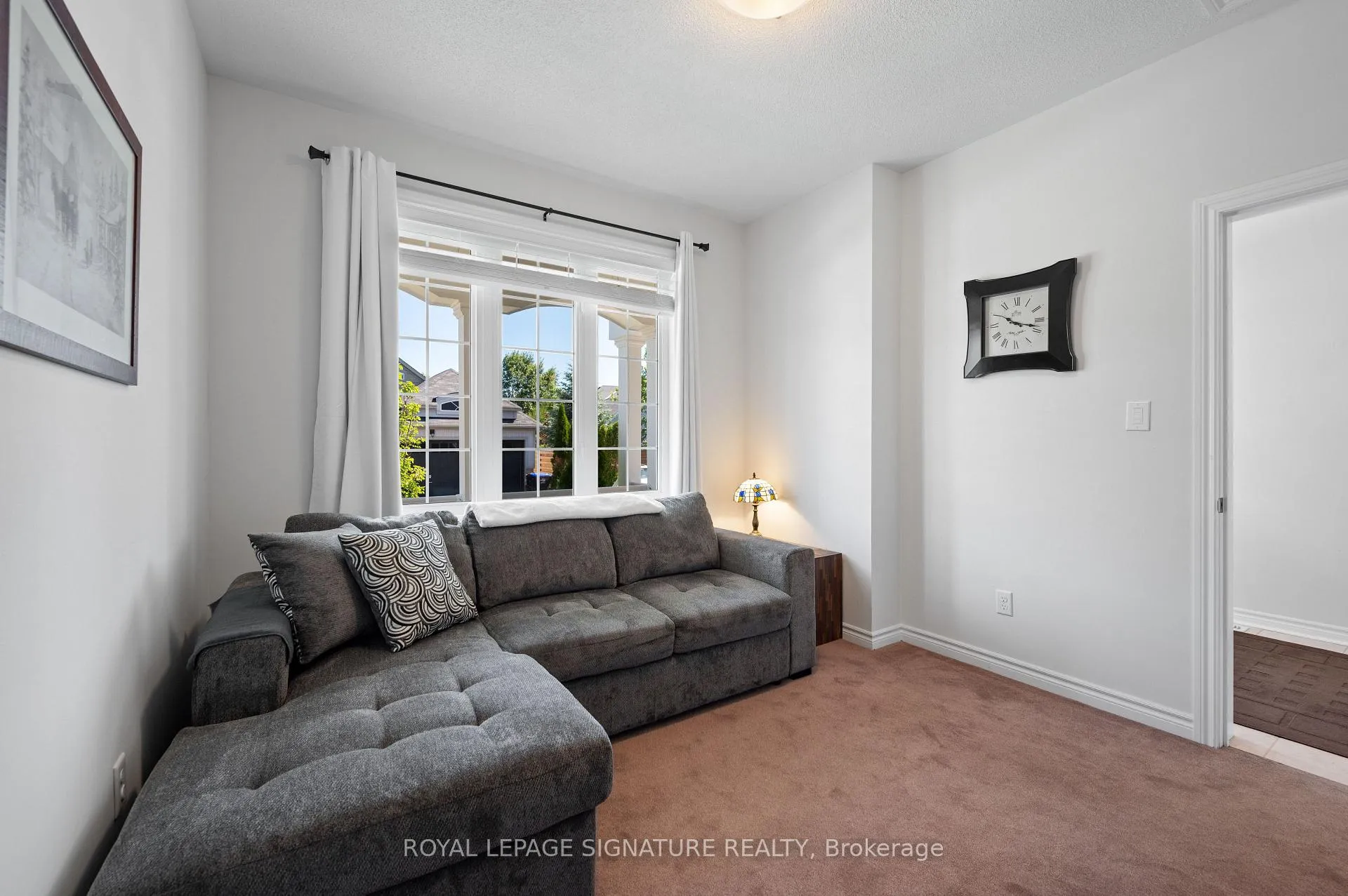 Photo 8 of 20 Starboard Circle, Wasaga Beach — HOMEH