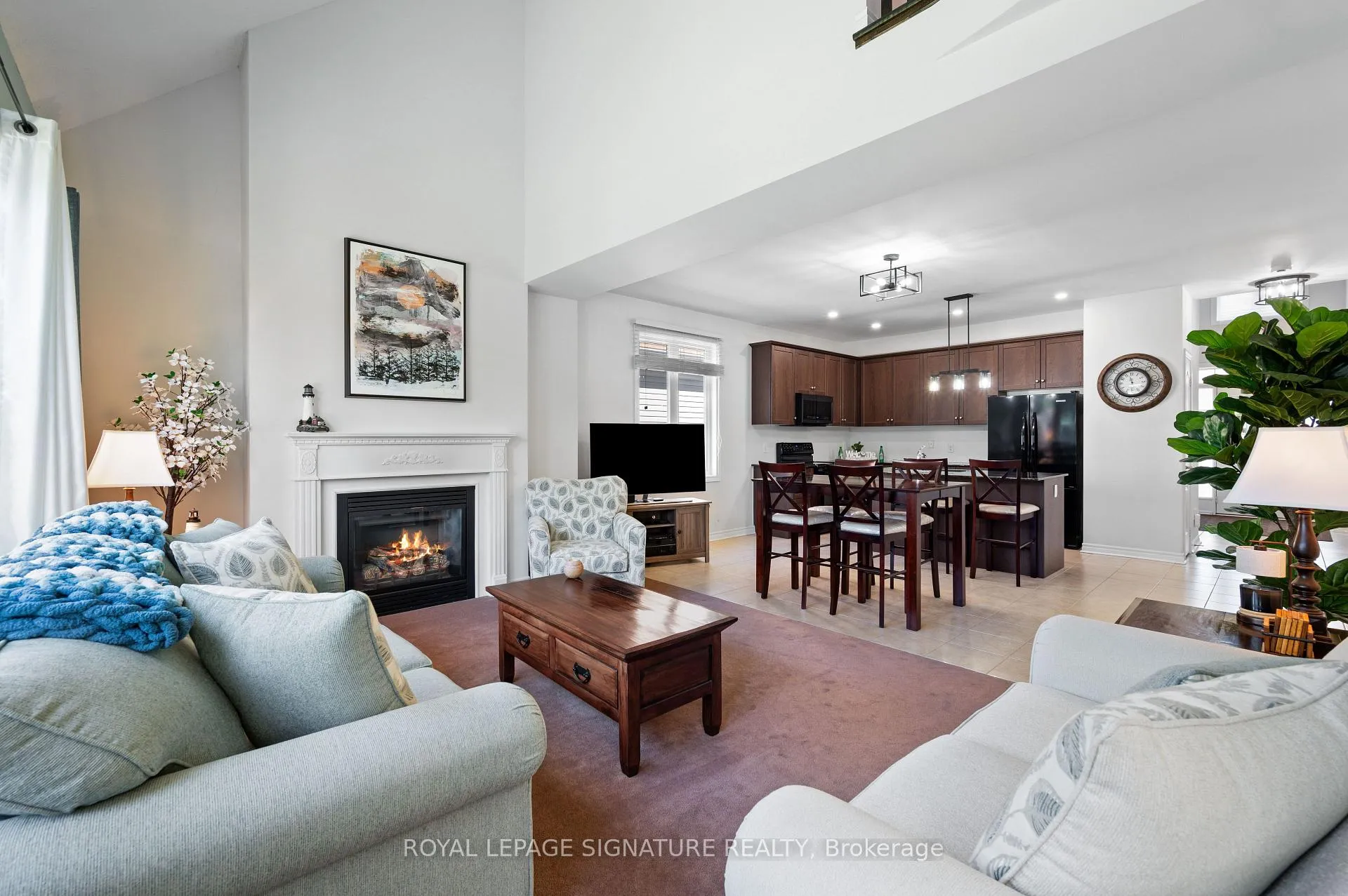 Photo 16 of 20 Starboard Circle, Wasaga Beach — HOMEH