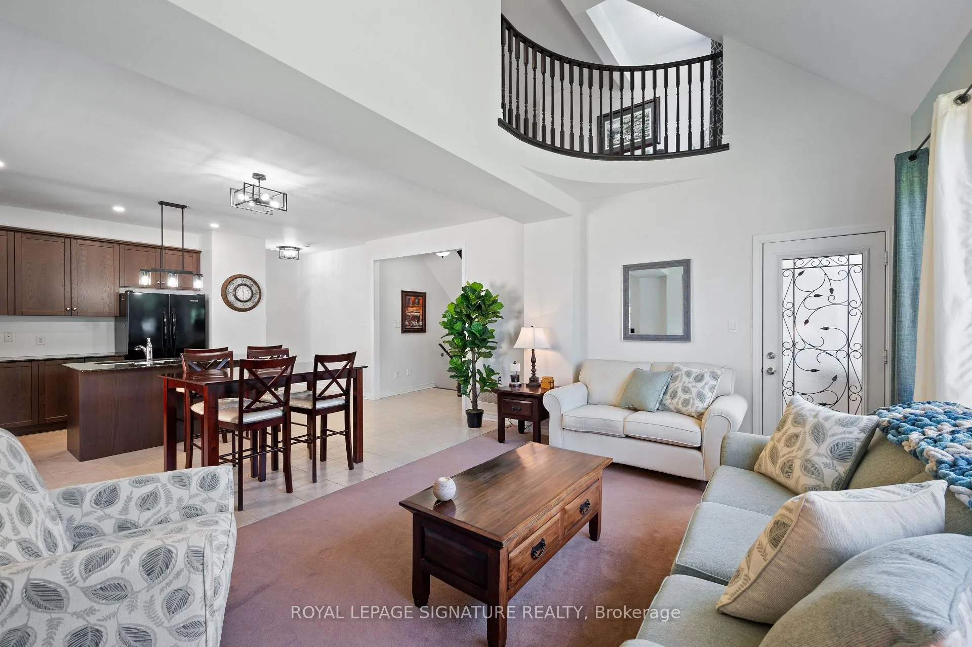 Photo 17 of 20 Starboard Circle, Wasaga Beach — HOMEH