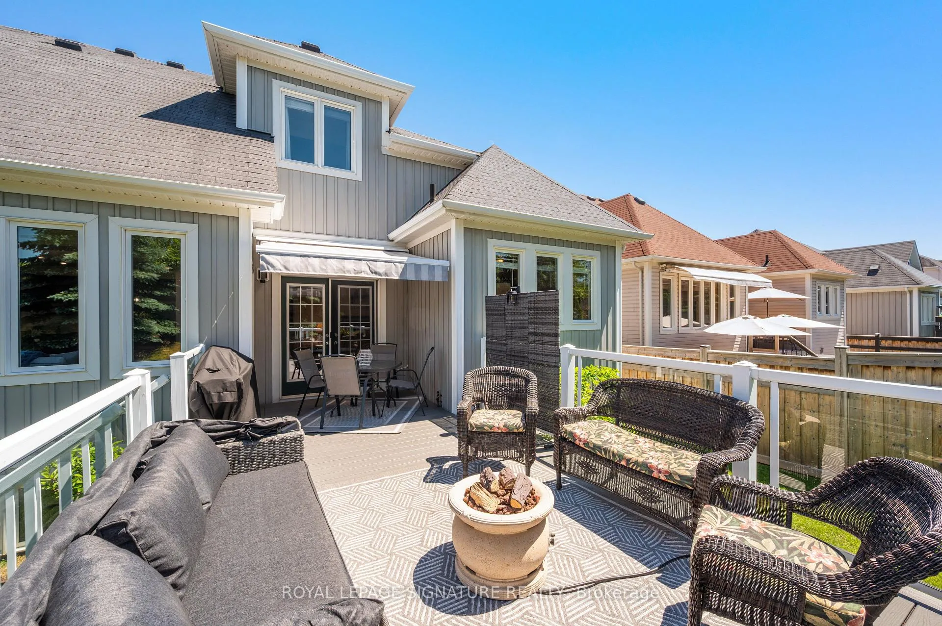 Photo 33 of 20 Starboard Circle, Wasaga Beach — HOMEH