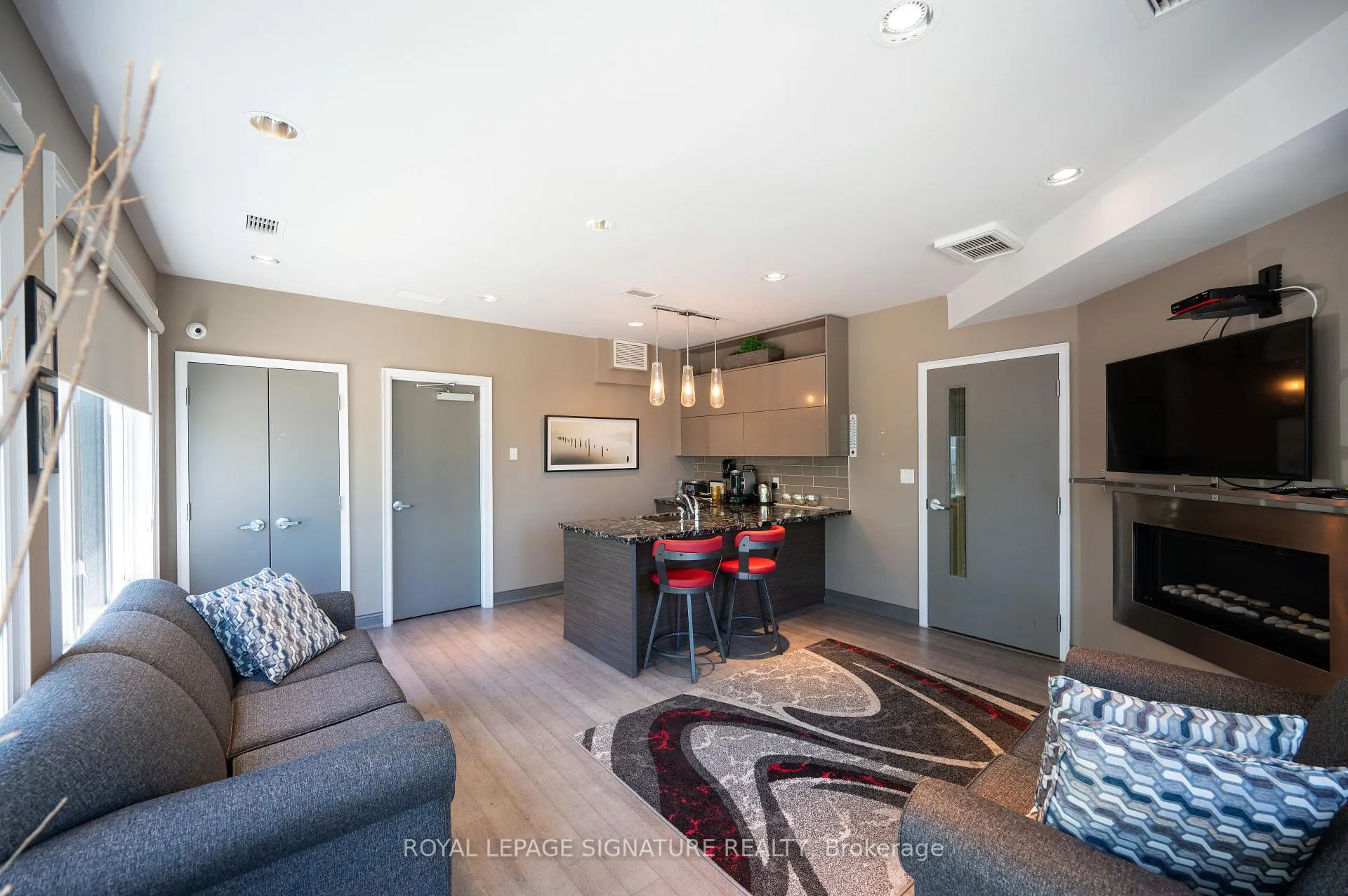Photo 41 of 20 Starboard Circle, Wasaga Beach — HOMEH