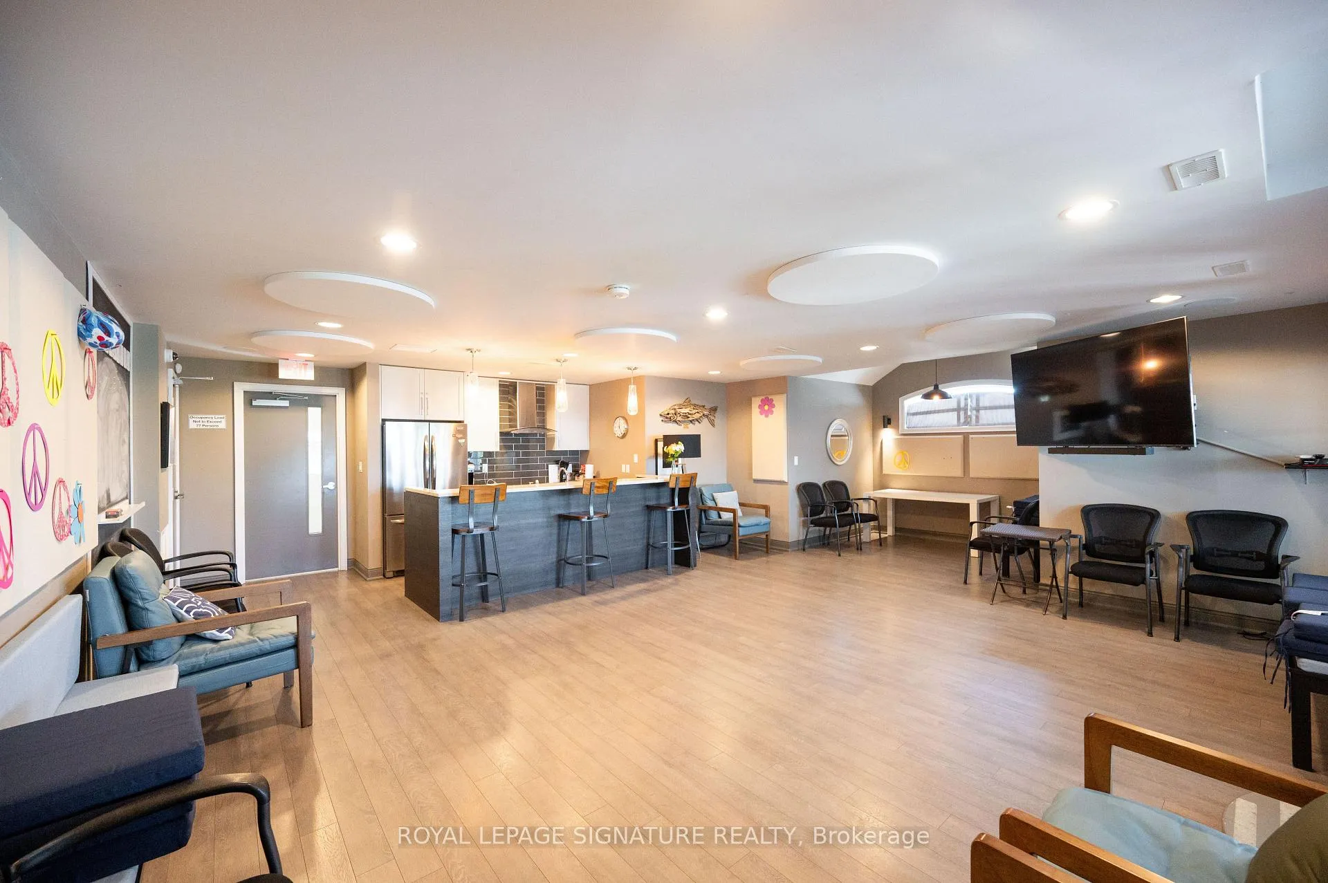 Photo 43 of 20 Starboard Circle, Wasaga Beach — HOMEH