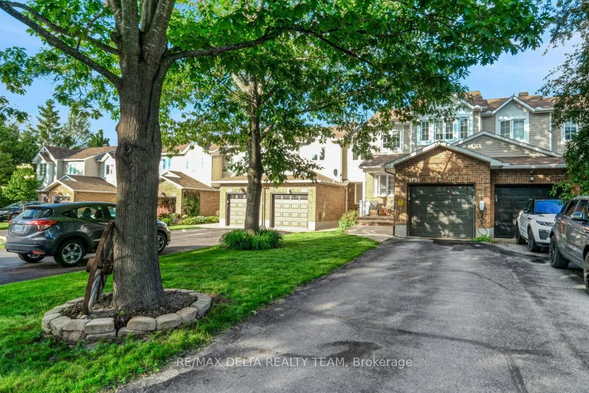 Front of 1131 Falconcrest Court