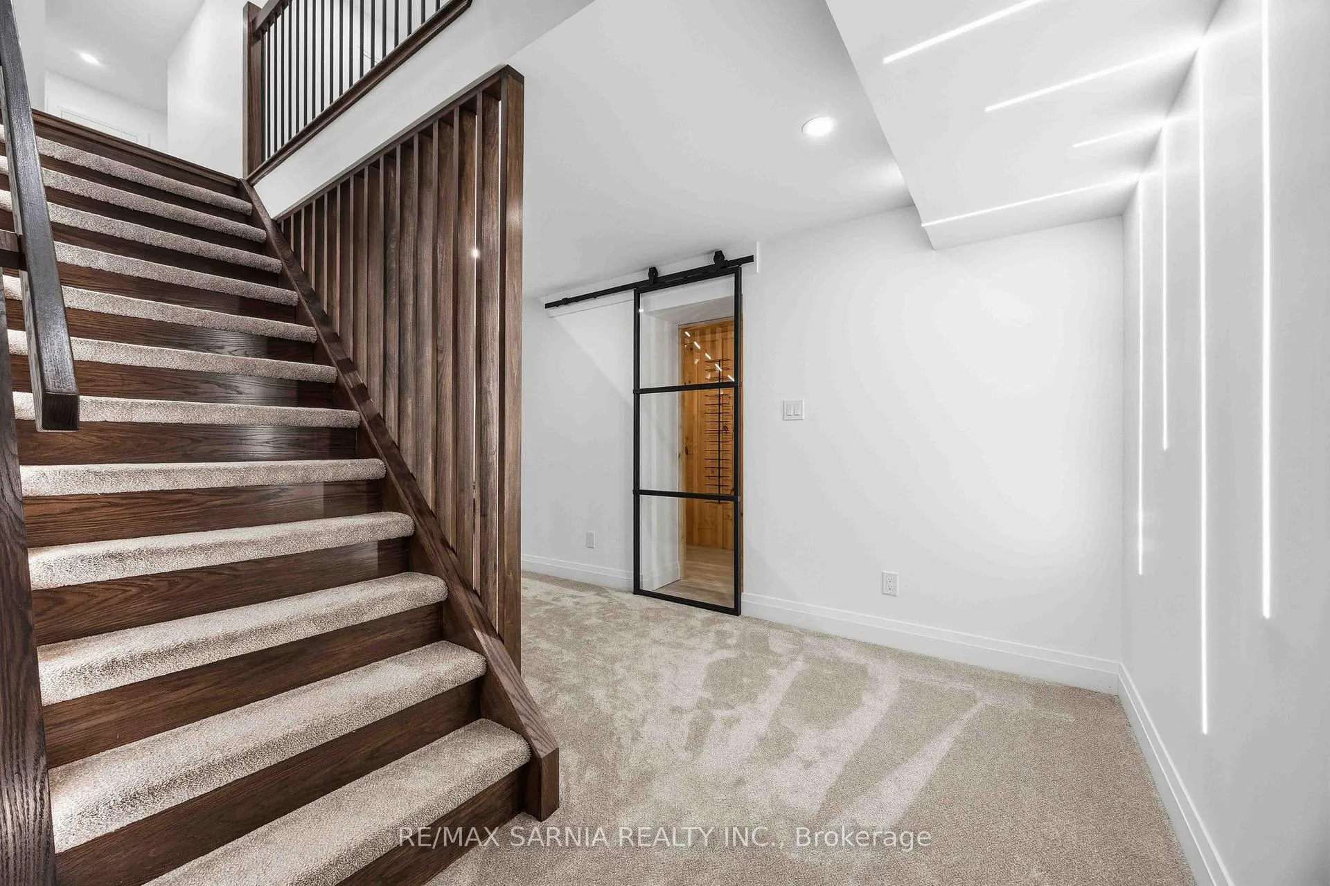 Photo 28 of 10172 Meadowlilly Crescent, Lambton Shores — HOMEH