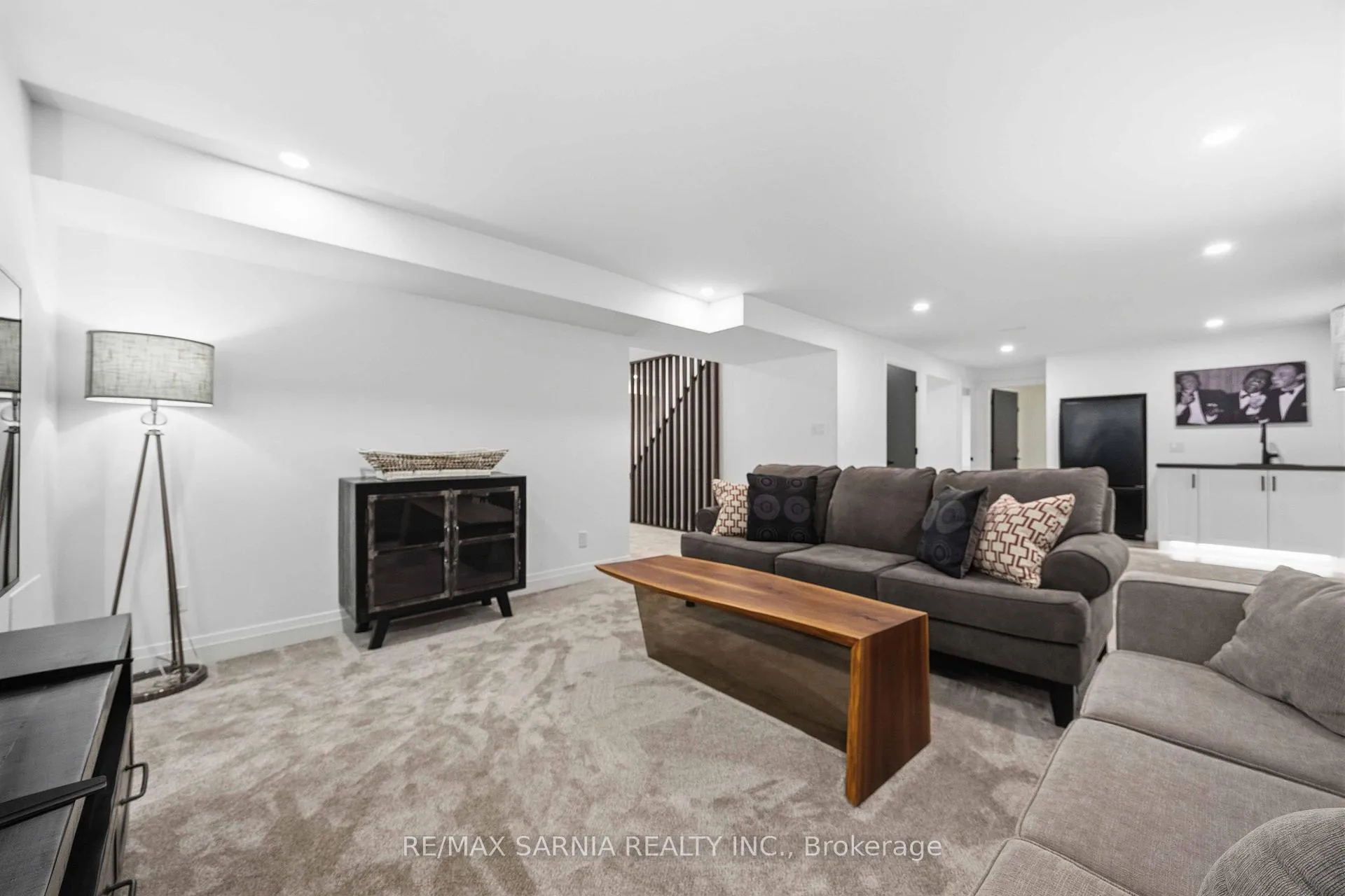Photo 35 of 10172 Meadowlilly Crescent, Lambton Shores — HOMEH