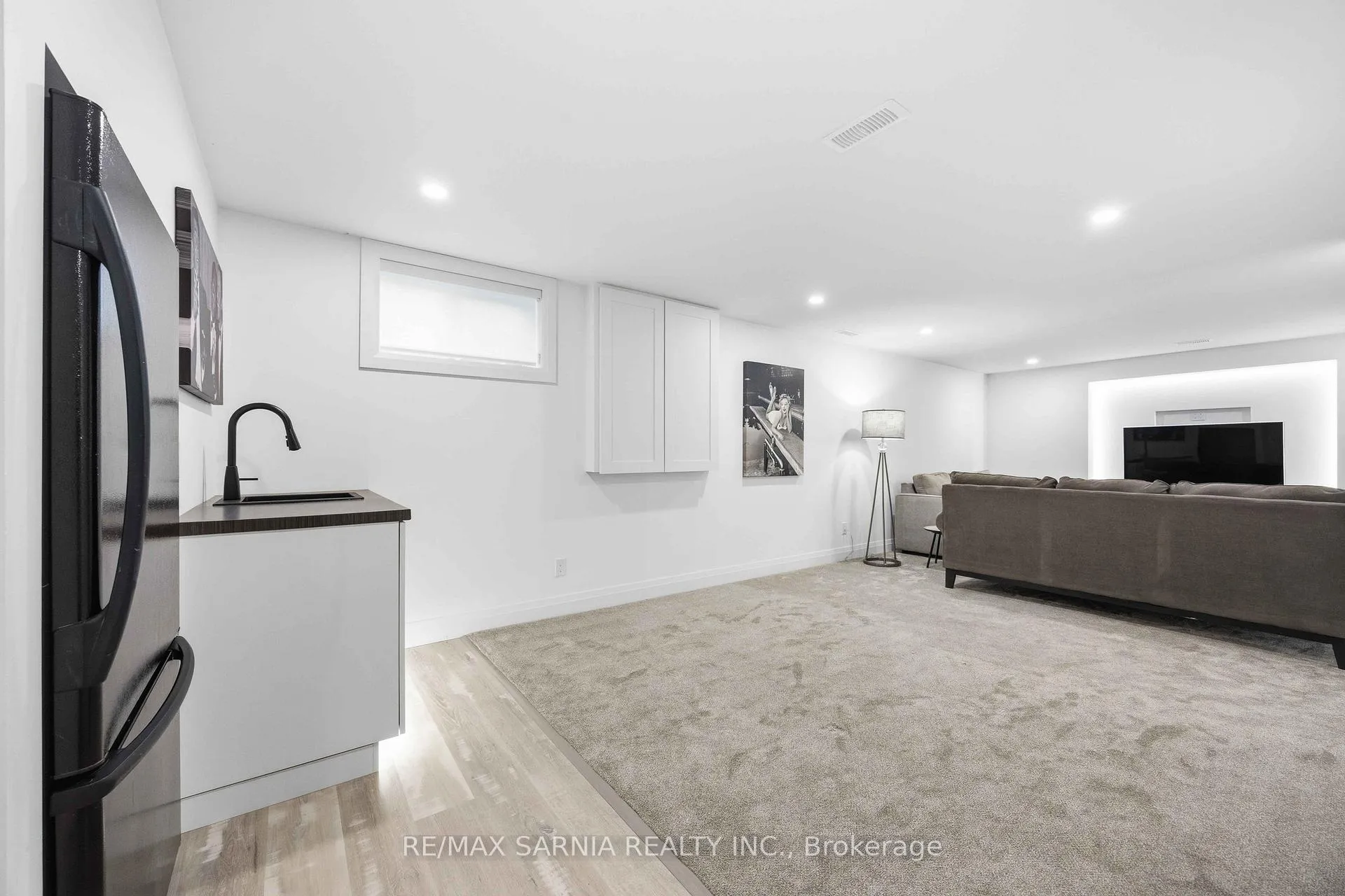 Photo 39 of 10172 Meadowlilly Crescent, Lambton Shores — HOMEH