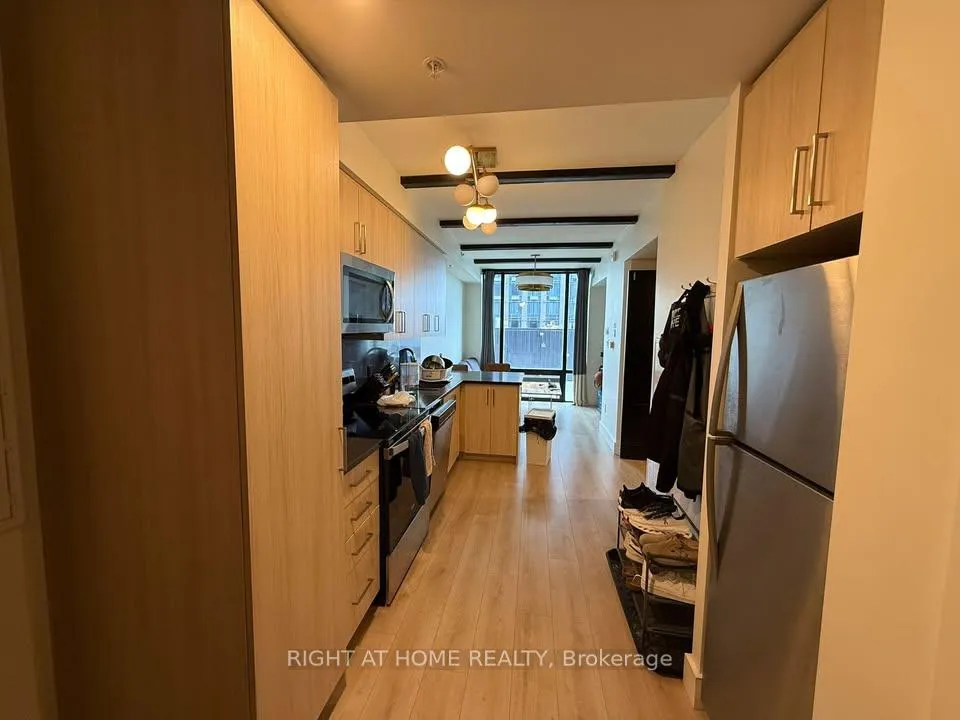 Photo 2 of Unit 925, 145 Columbia Street W, Waterloo — HOMEH