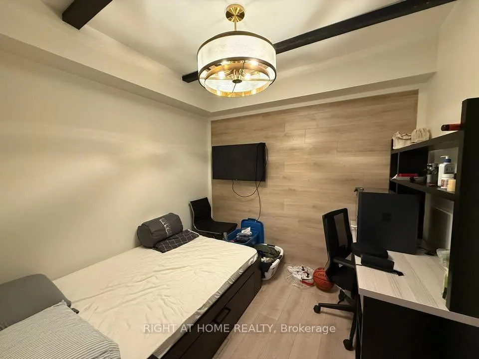 Photo 3 of Unit 925, 145 Columbia Street W, Waterloo — HOMEH