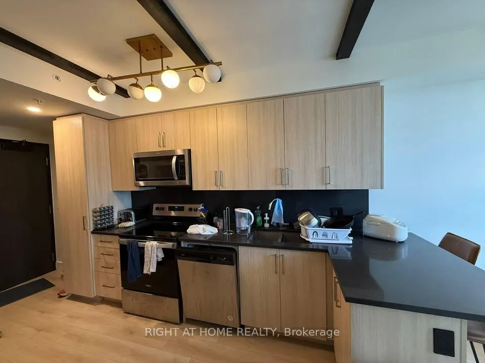 Photo 8 of Unit 925, 145 Columbia Street W, Waterloo — HOMEH