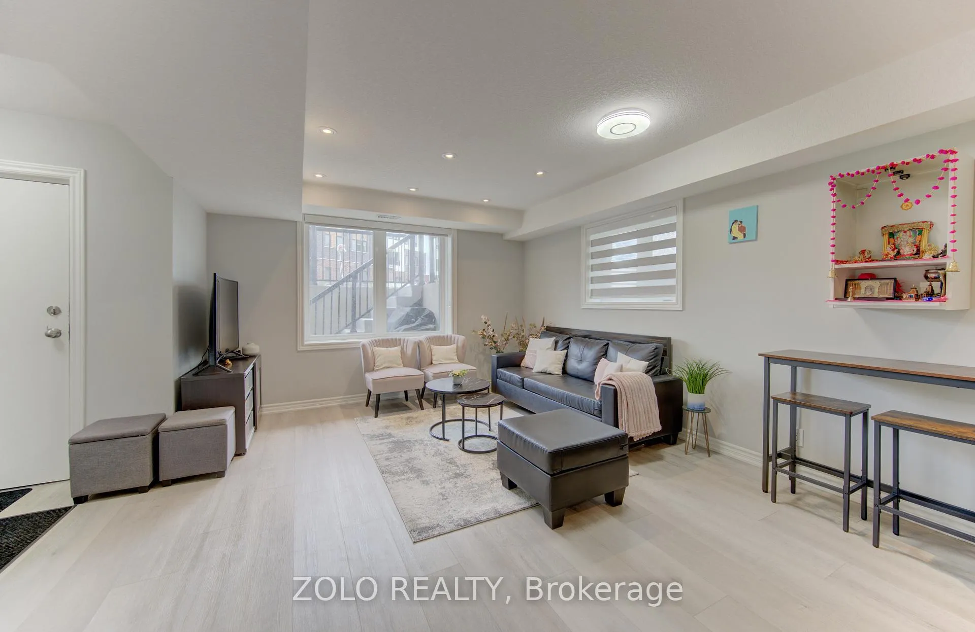 Photo 13 of Unit 14, 235 Chapel Hill Drive, Kitchener, Doon South — HOMEH