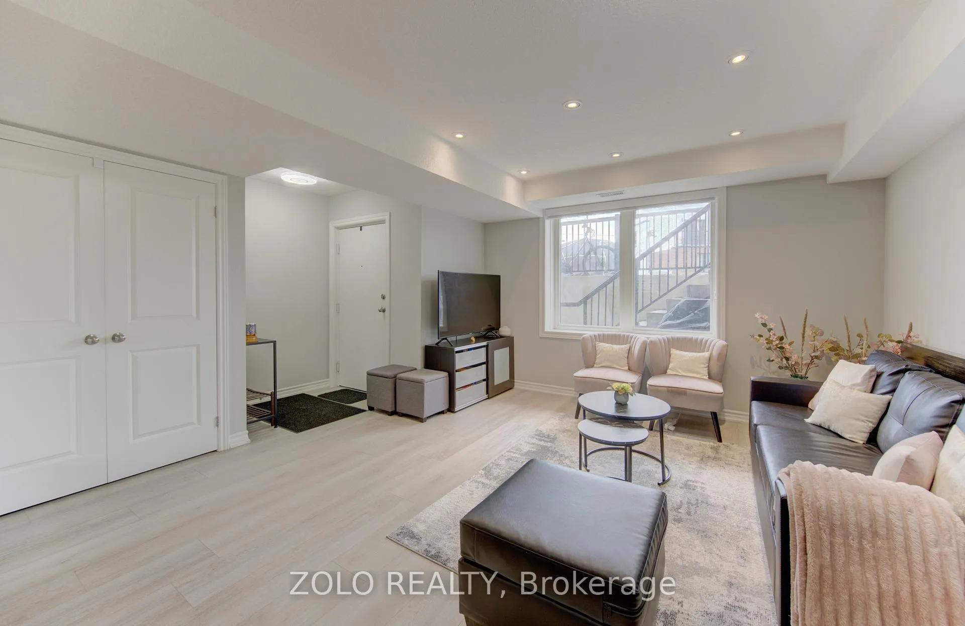 Photo 14 of Unit 14, 235 Chapel Hill Drive, Kitchener, Doon South — HOMEH