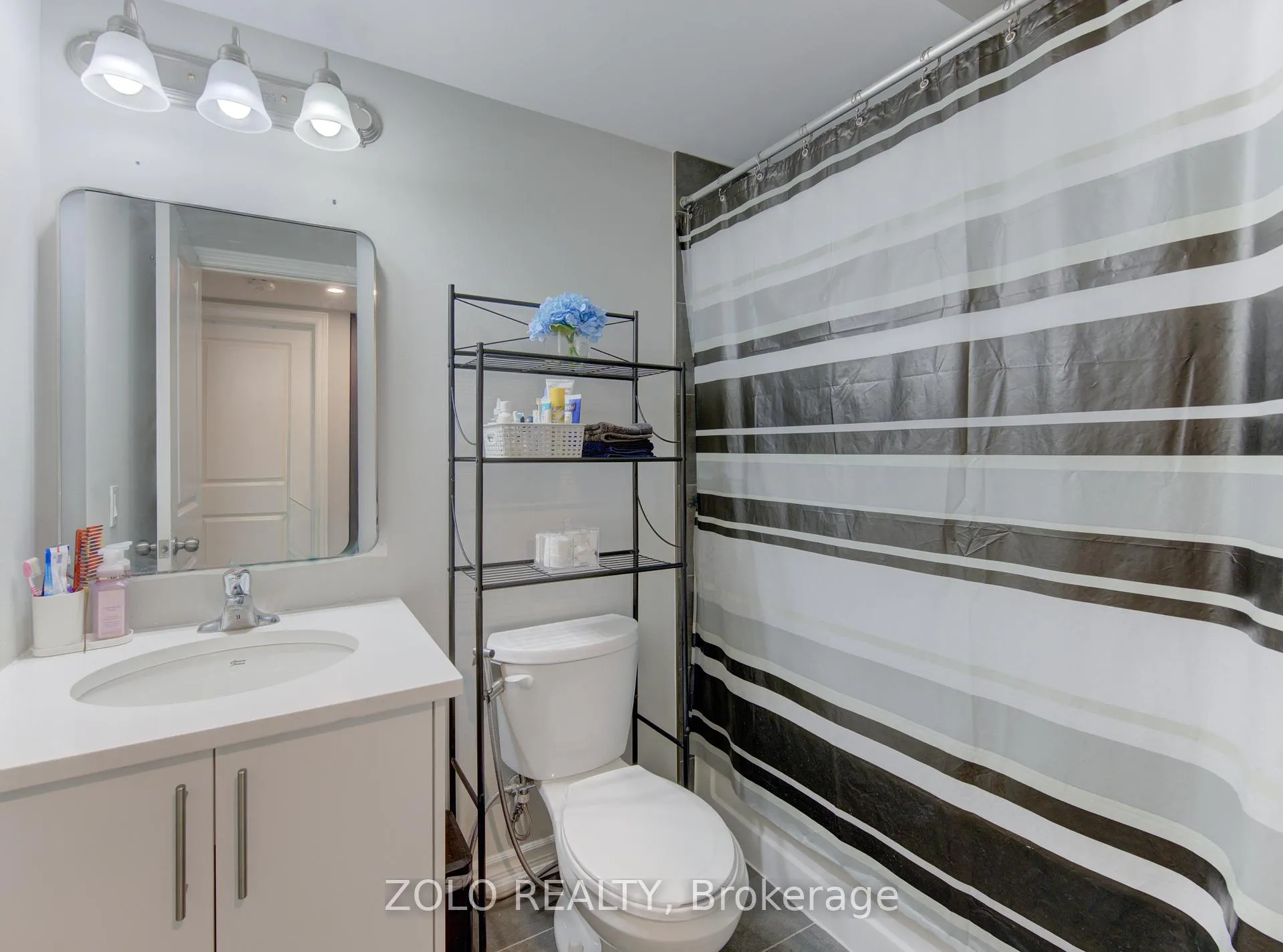 Photo 15 of Unit 14, 235 Chapel Hill Drive, Kitchener, Doon South — HOMEH