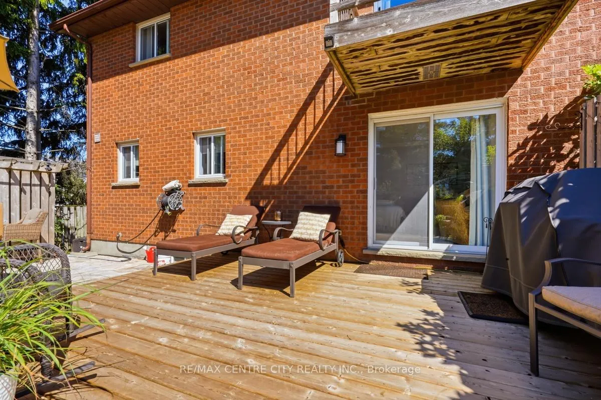 Photo 38 of 264 Blue Forest Place, London, North I — HOMEH