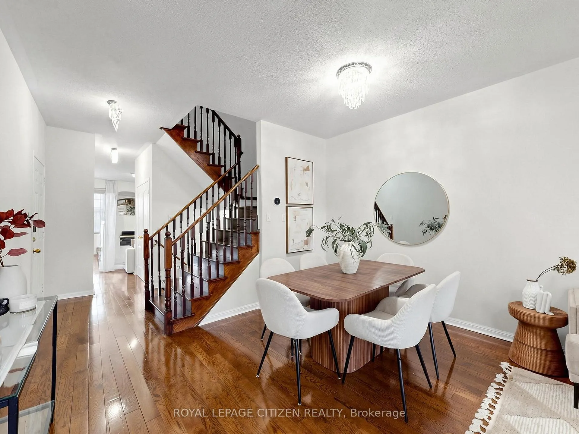 Photo 3 of 115 Dolce Crescent, Vaughan, Vellore Village — HOMEH