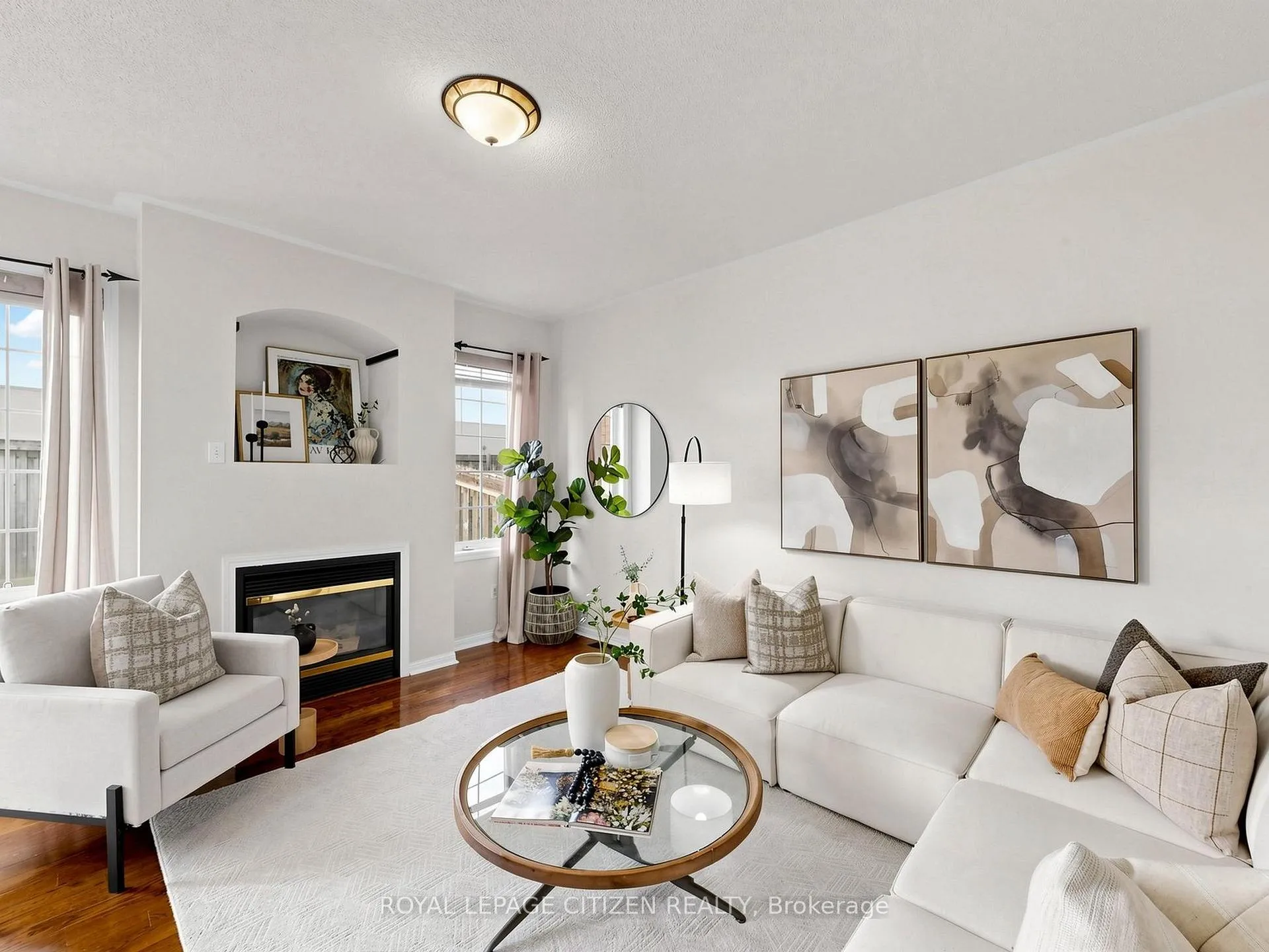 Photo 6 of 115 Dolce Crescent, Vaughan, Vellore Village — HOMEH