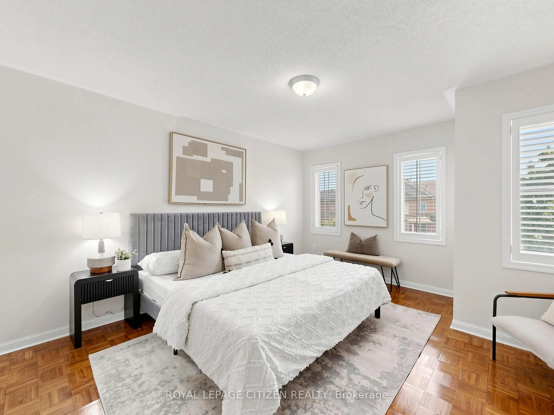 Photo 16 of 115 Dolce Crescent, Vaughan, Vellore Village — HOMEH