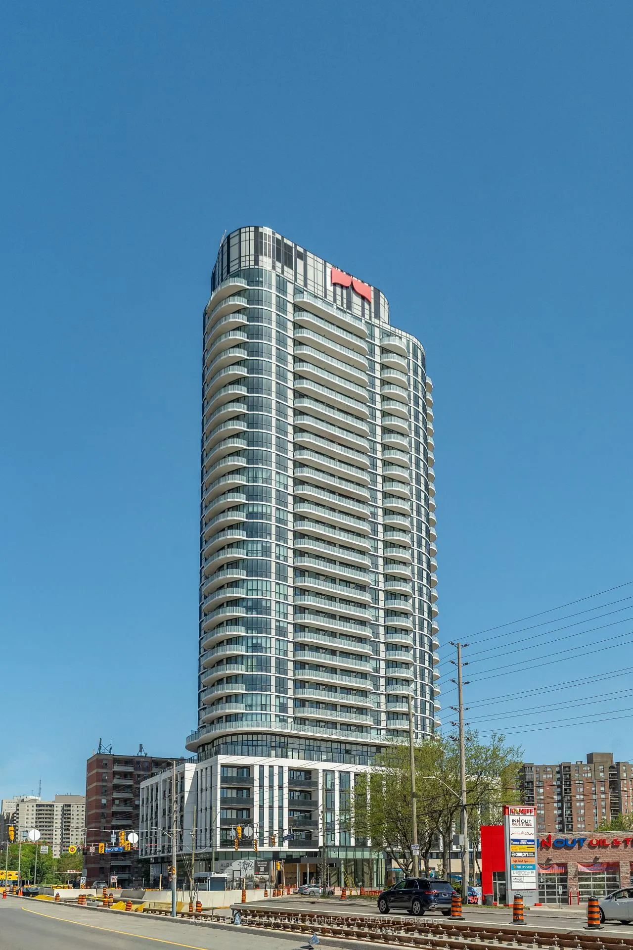 Photo 1 of Unit 402, 1 Fairview Road E, Mississauga, Mississauga Valleys — HOMEH