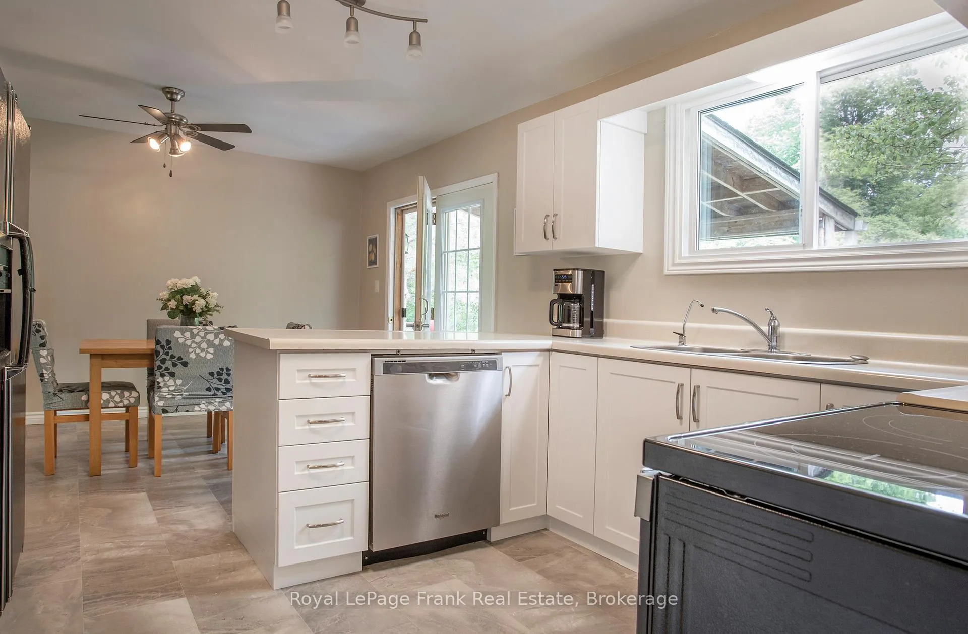 Photo 34 of 53 Williams Point Road, Scugog, Rural Scugog — HOMEH