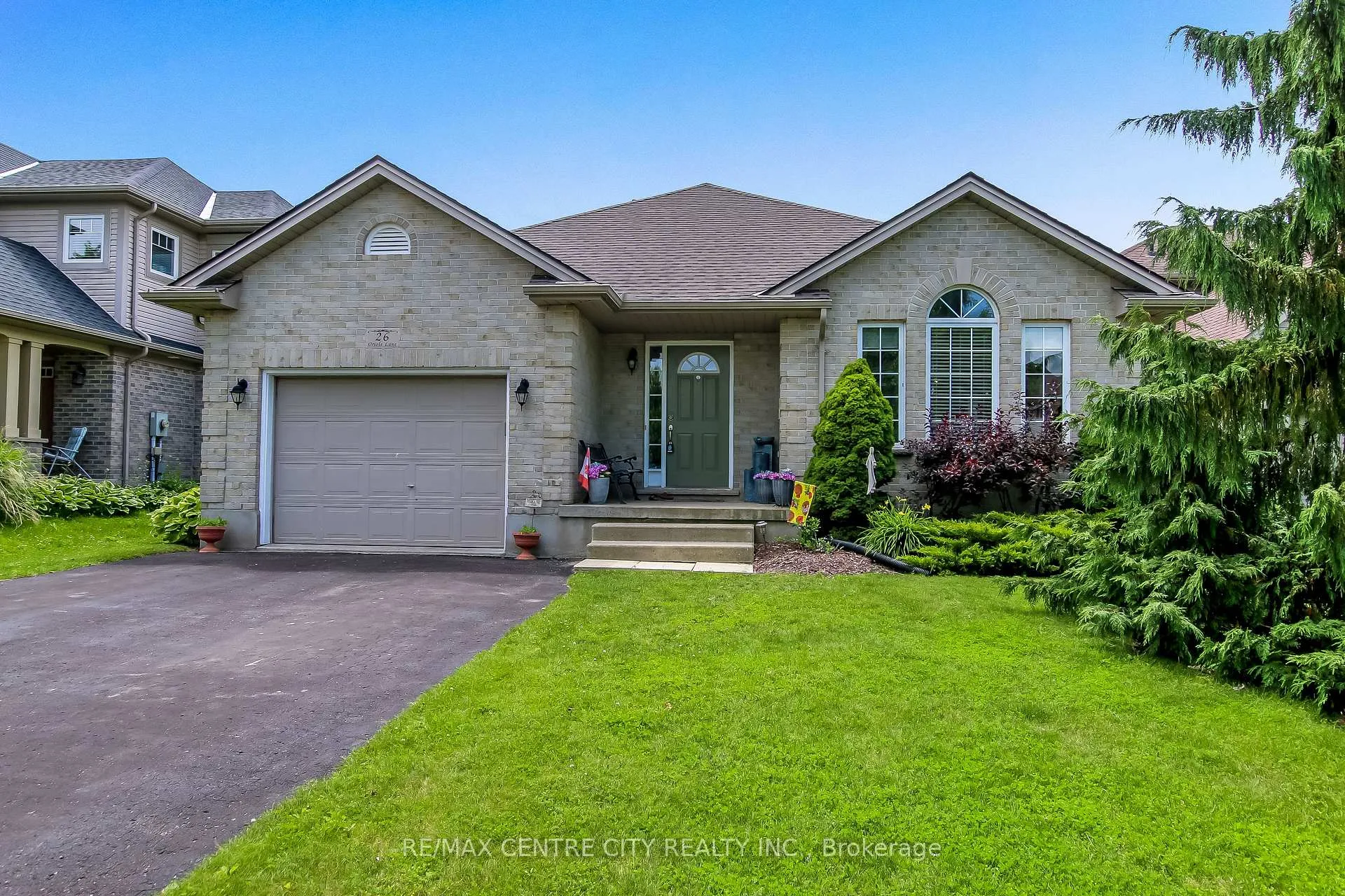 Photo 1 of 26 Oriole Lane, St. Thomas — HOMEH