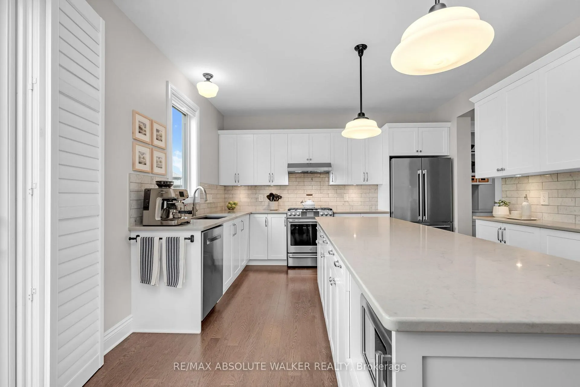 Photo 21 of 902 Percival Crescent, Ottawa, Mahogany Community — HOMEH