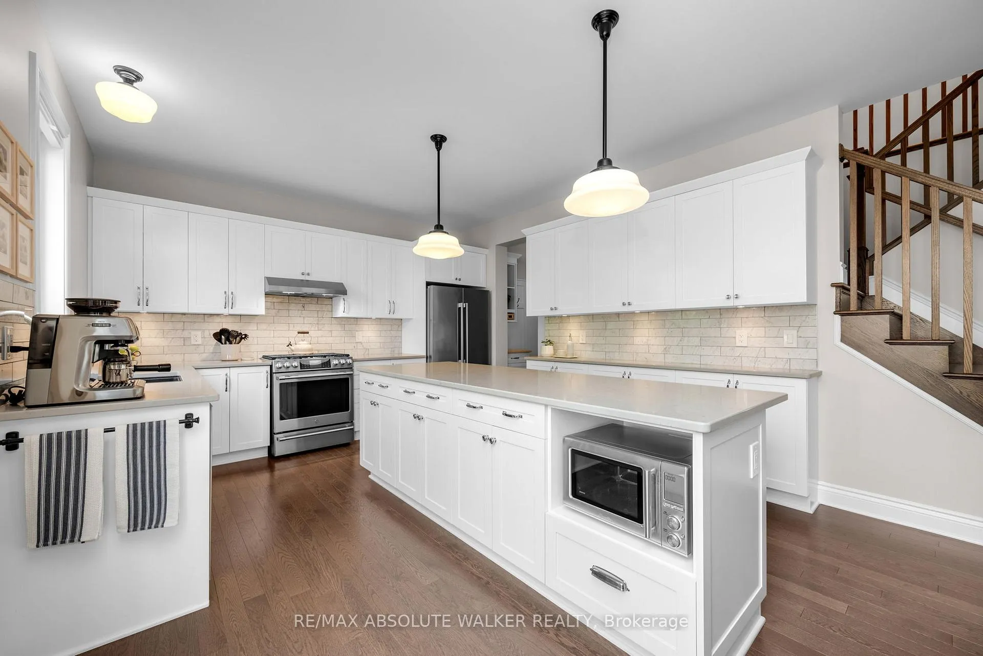 Photo 22 of 902 Percival Crescent, Ottawa, Mahogany Community — HOMEH