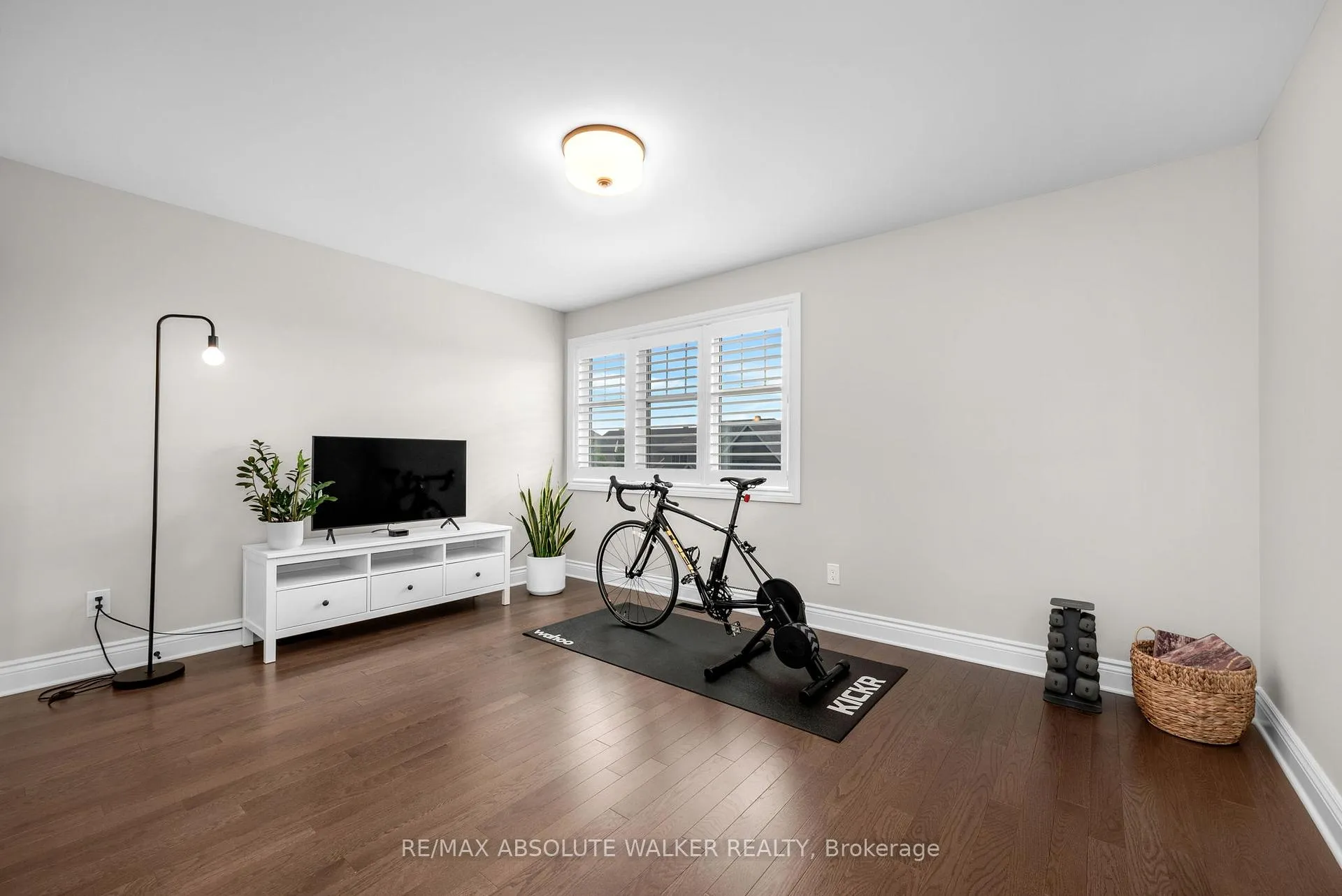 Photo 40 of 902 Percival Crescent, Ottawa, Mahogany Community — HOMEH