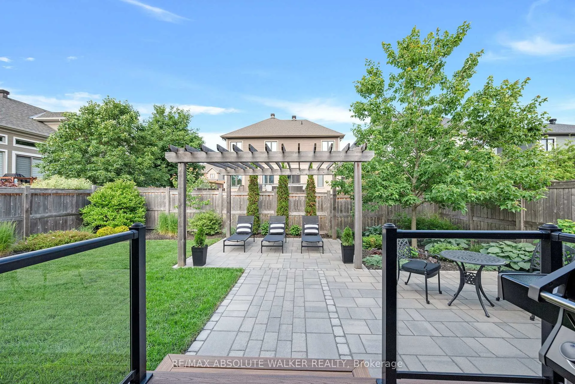 Photo 46 of 902 Percival Crescent, Ottawa, Mahogany Community — HOMEH