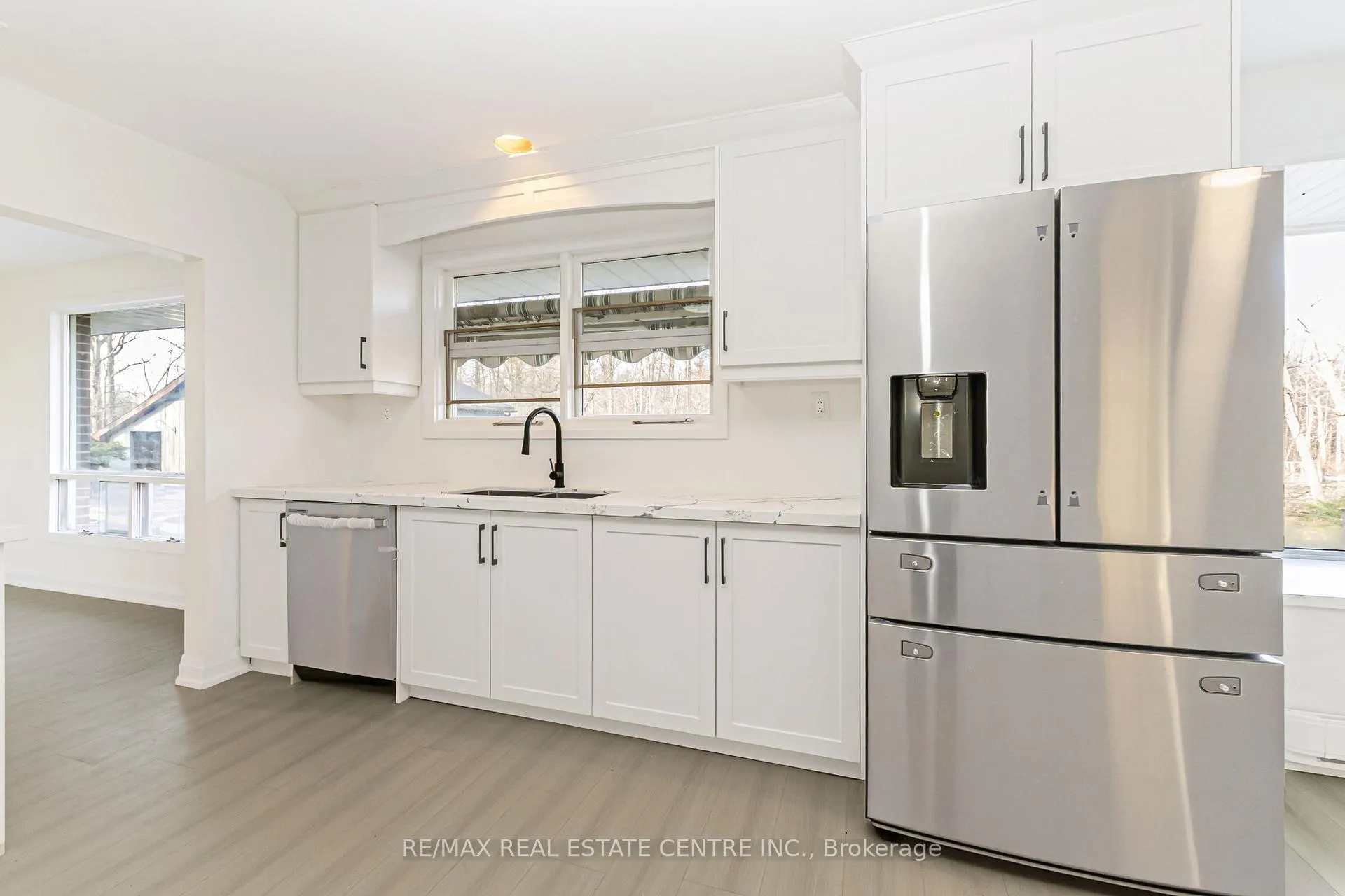 Photo 10 of 8449 8th Line, Halton Hills, Rural Halton Hills — HOMEH