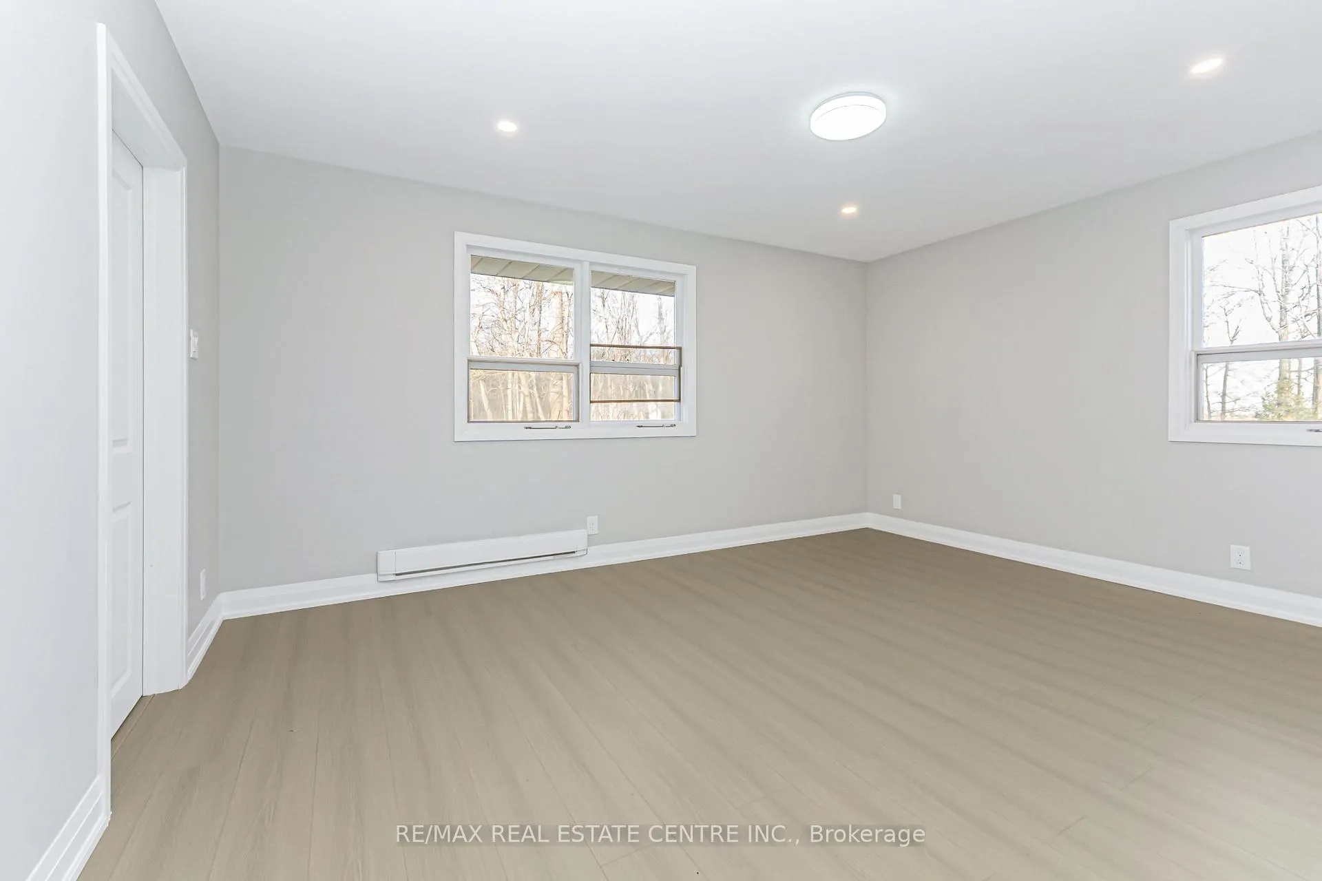 Photo 25 of 8449 8th Line, Halton Hills, Rural Halton Hills — HOMEH