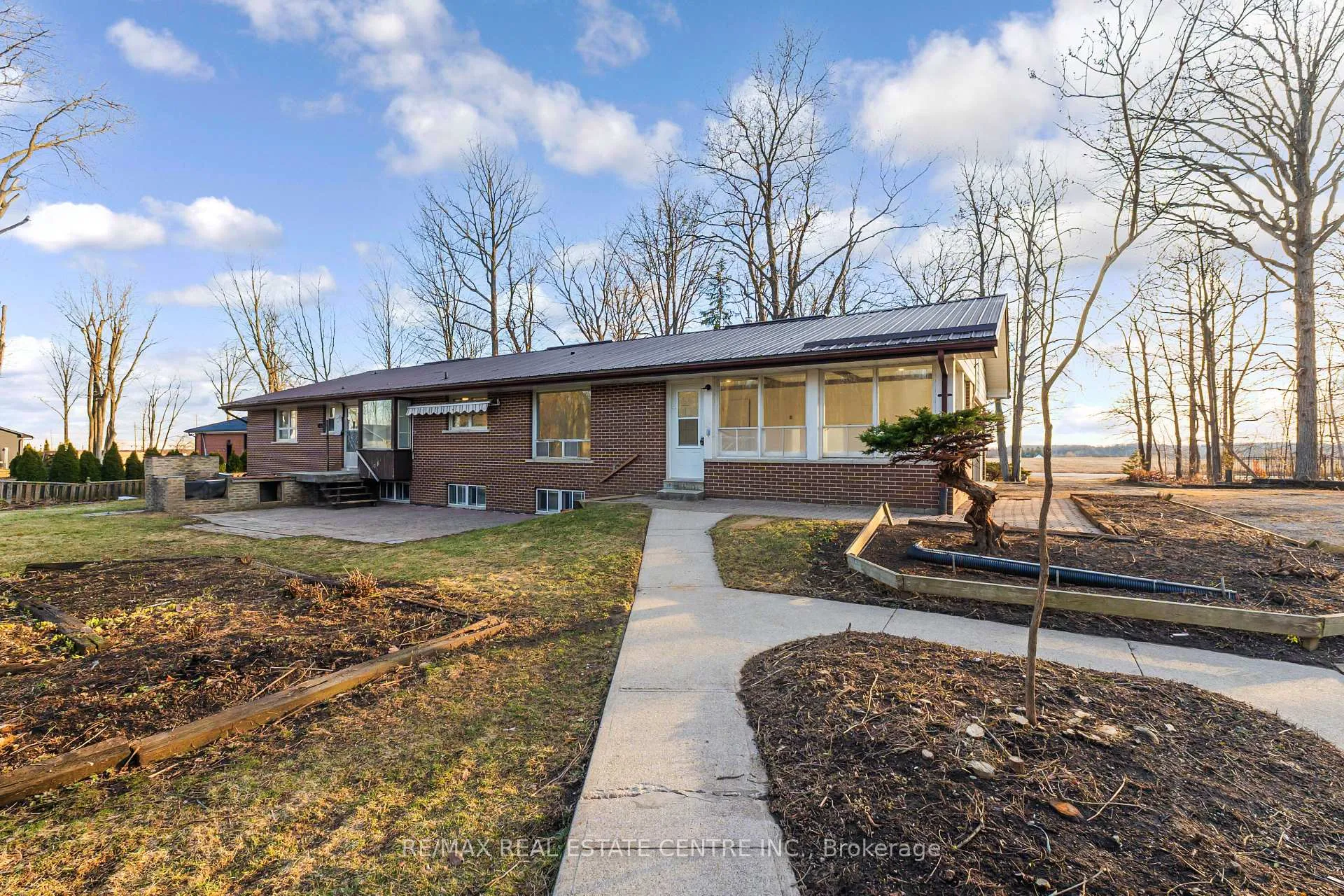 Photo 29 of 8449 8th Line, Halton Hills, Rural Halton Hills — HOMEH