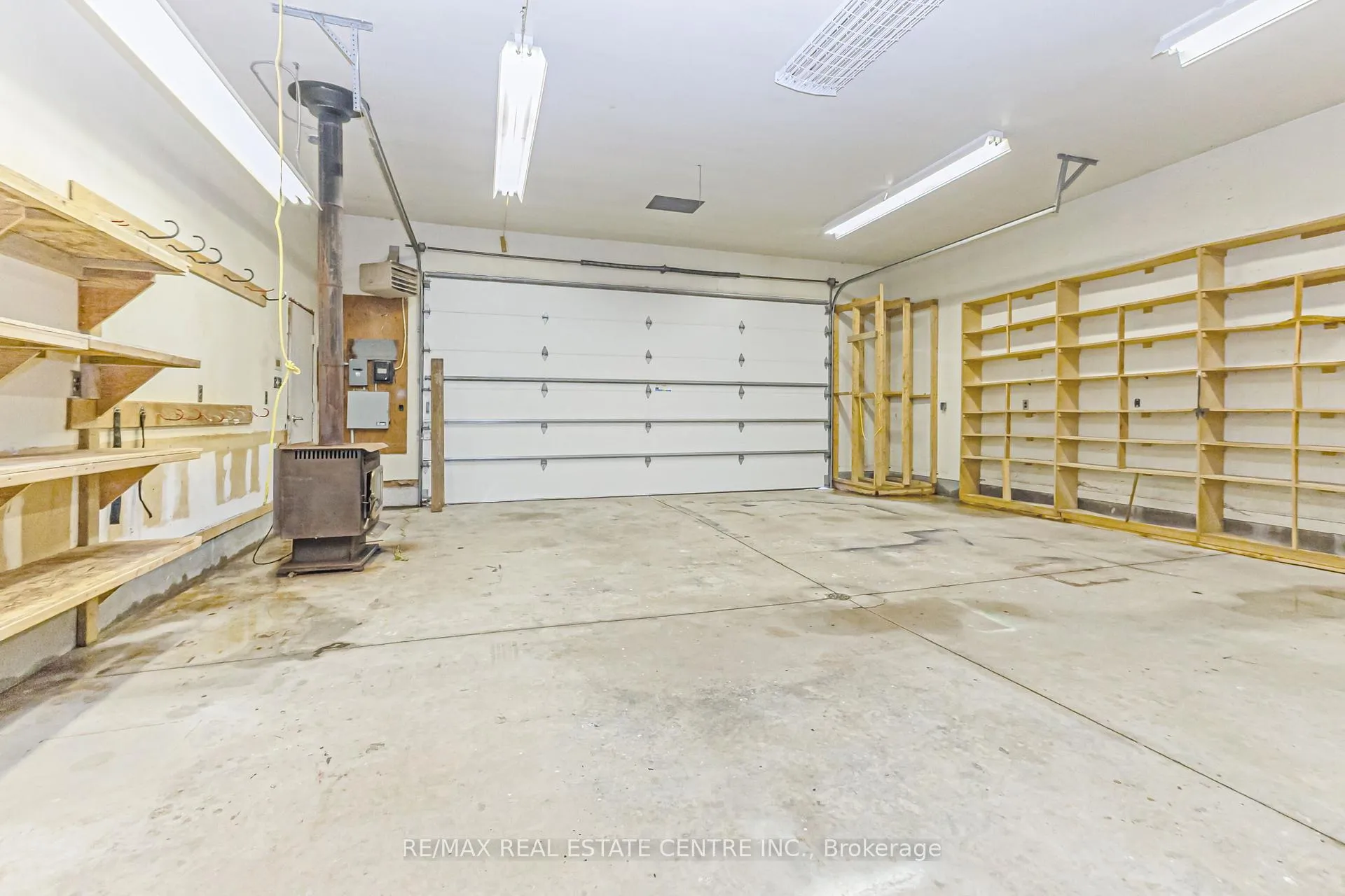 Photo 36 of 8449 8th Line, Halton Hills, Rural Halton Hills — HOMEH