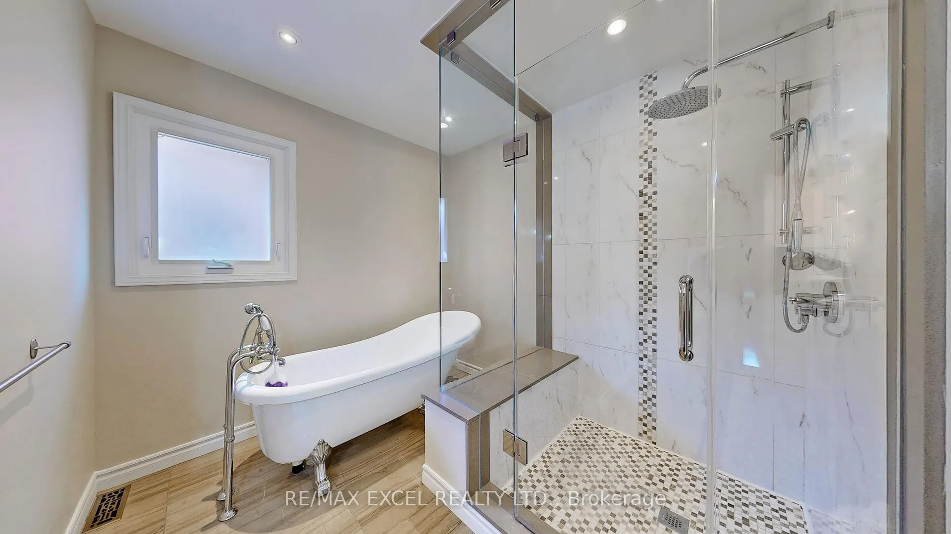 Photo 20 of 10 Alexis Road, Markham, Thornlea — HOMEH