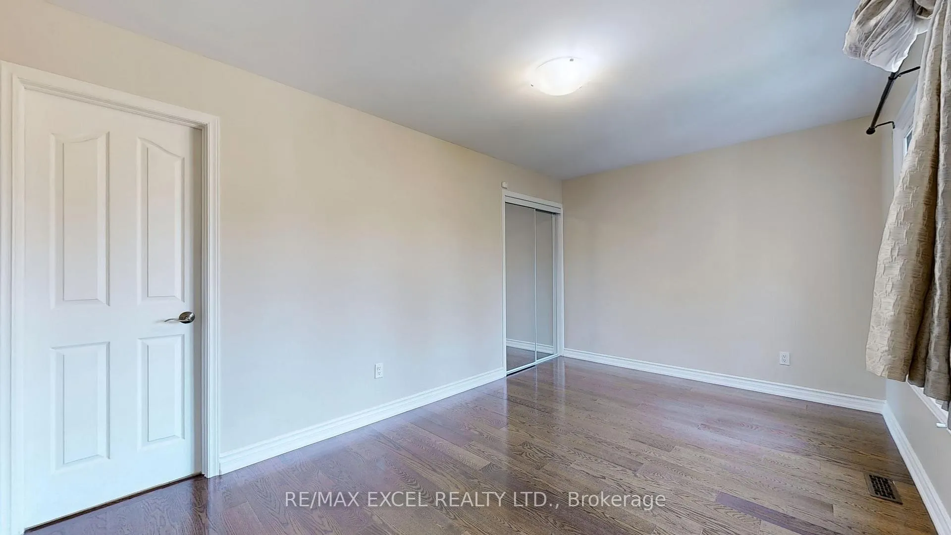 Photo 33 of 10 Alexis Road, Markham, Thornlea — HOMEH
