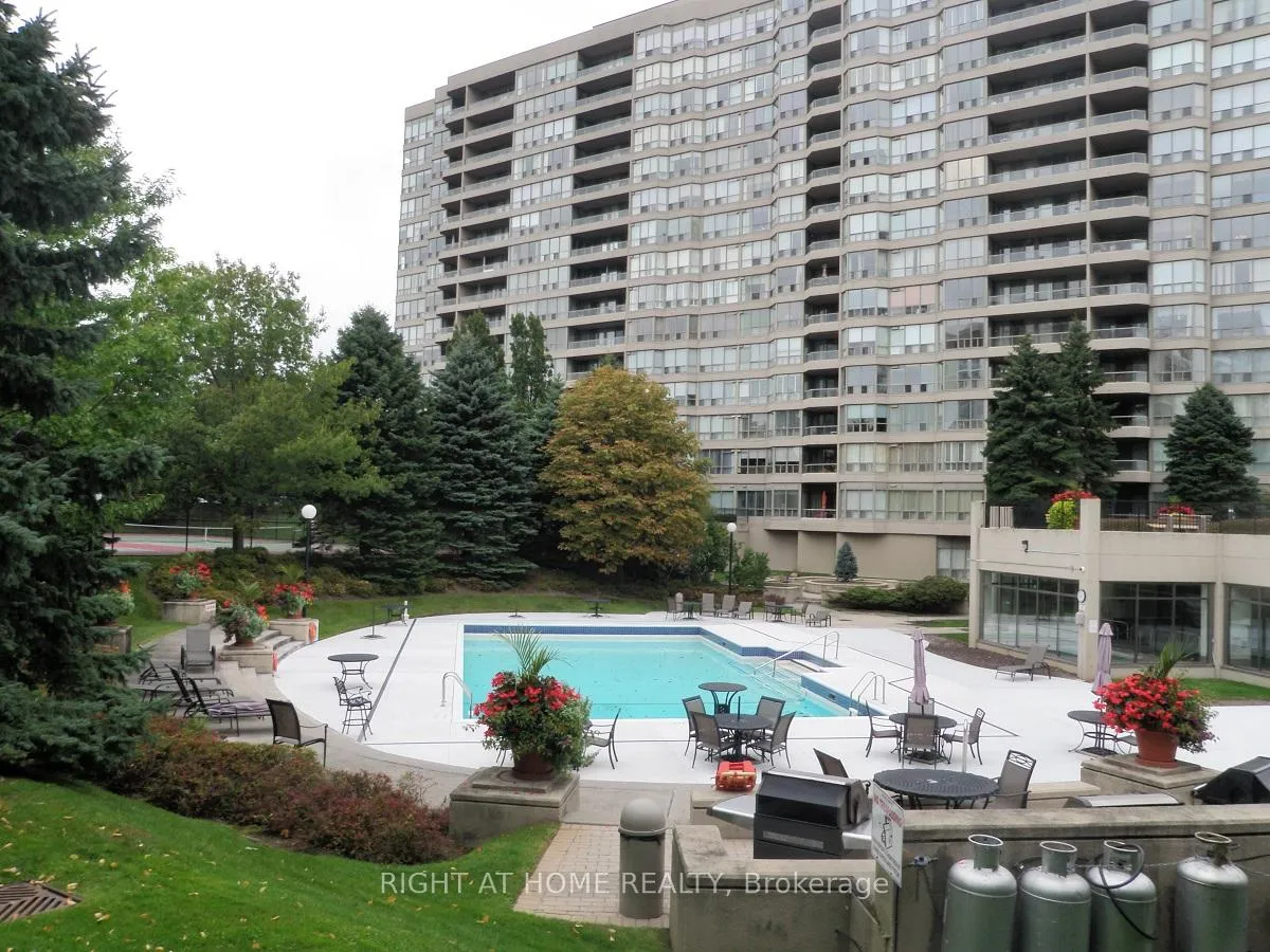Photo 1 of Unit 226, 1880 Valley Farm Road, Pickering, Town Centre — HOMEH