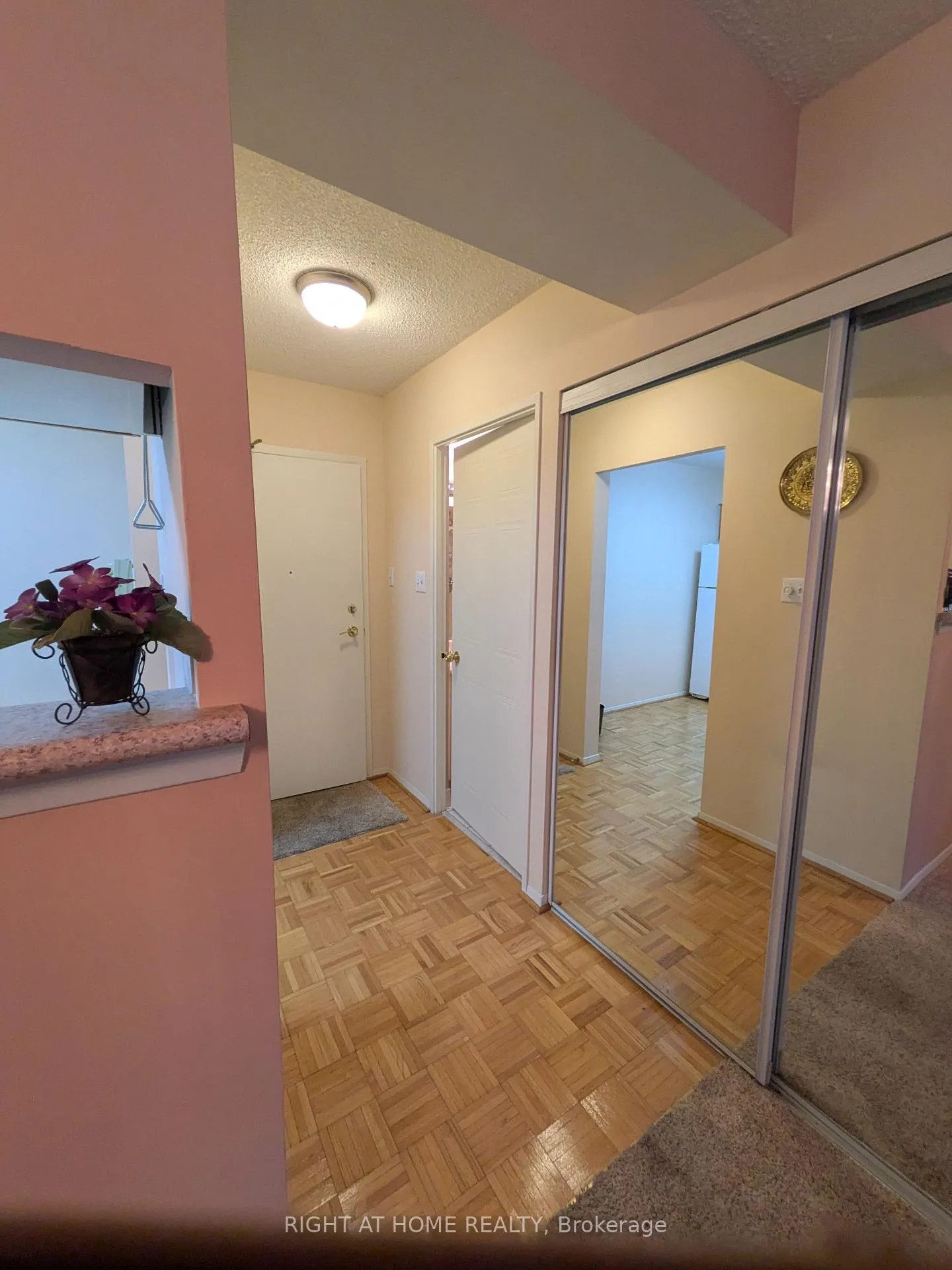Photo 3 of Unit 226, 1880 Valley Farm Road, Pickering, Town Centre — HOMEH